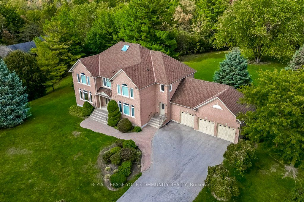8 Country Heights Drive