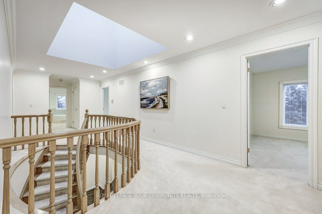8 Country Heights Drive