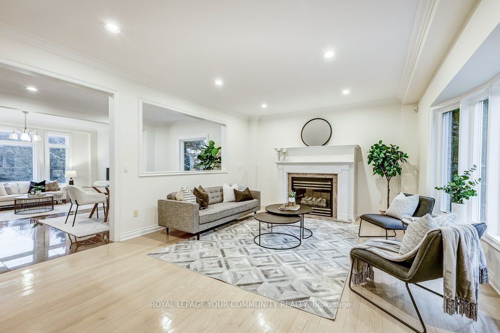 8 Country Heights Drive