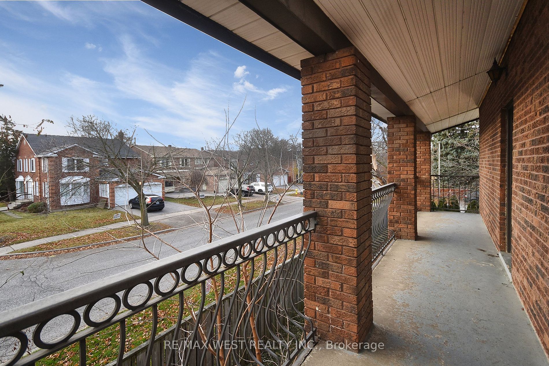 9 Campbell Ave