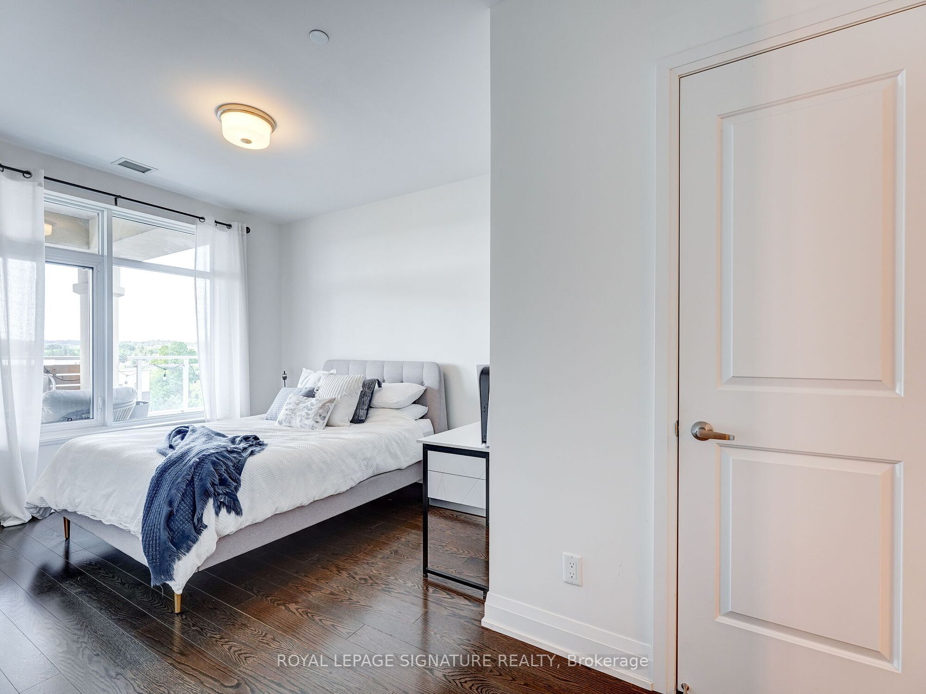 15277 Yonge St, #503