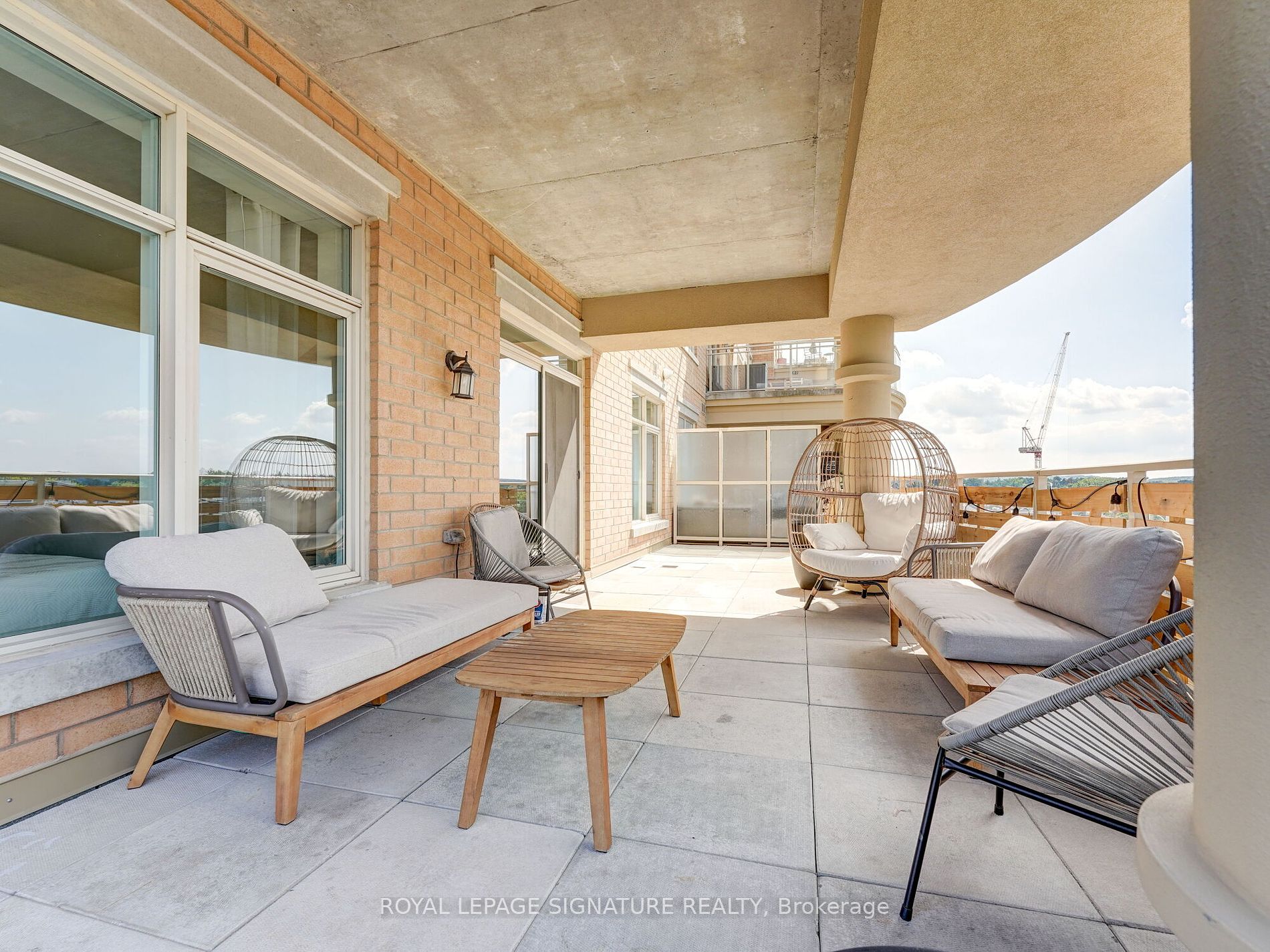 15277 Yonge St, #503