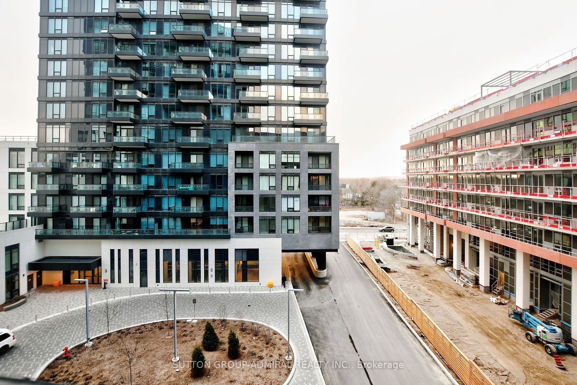 8868 Yonge Street, #505E
