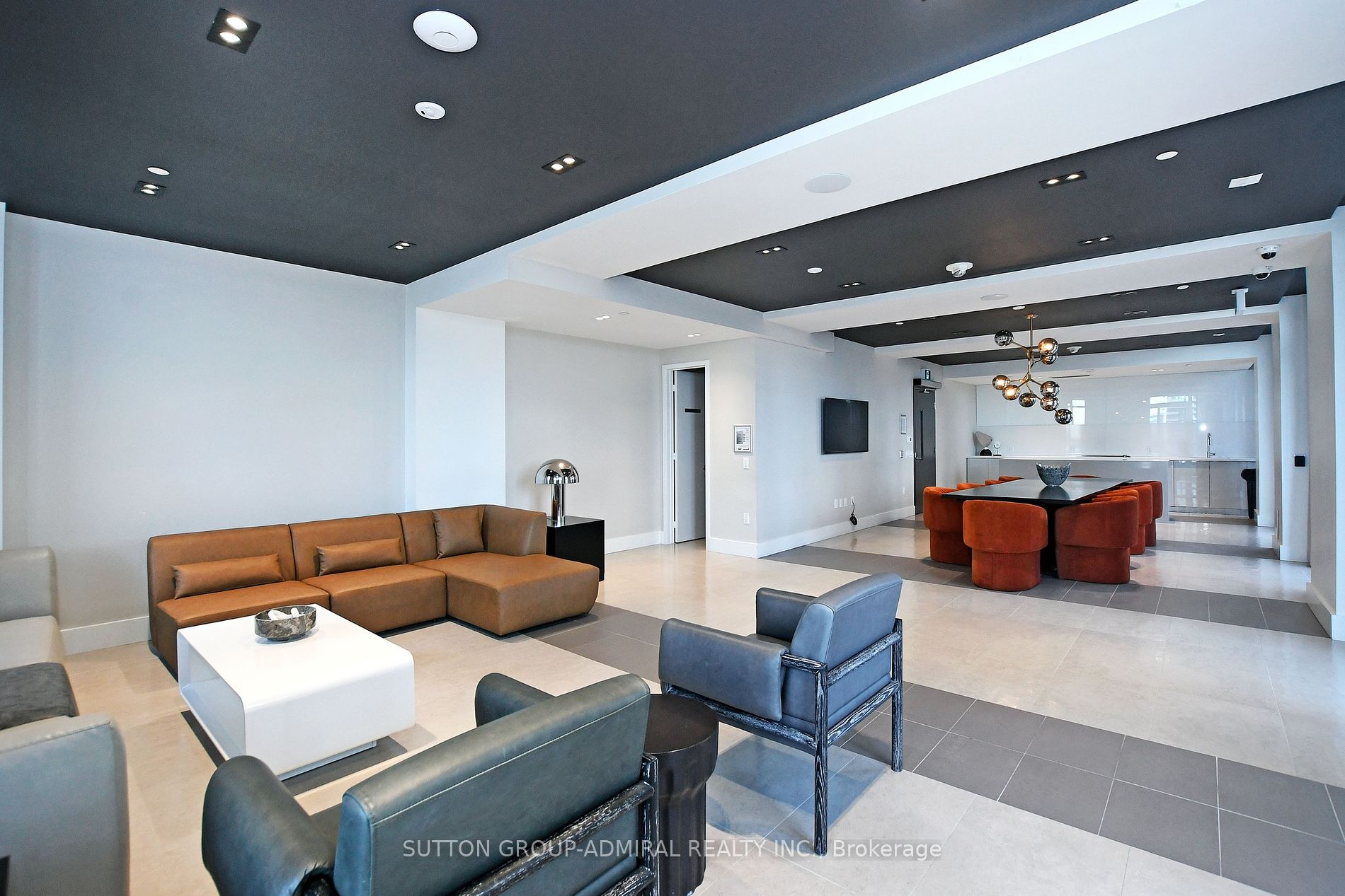 8868 Yonge Street, #505E