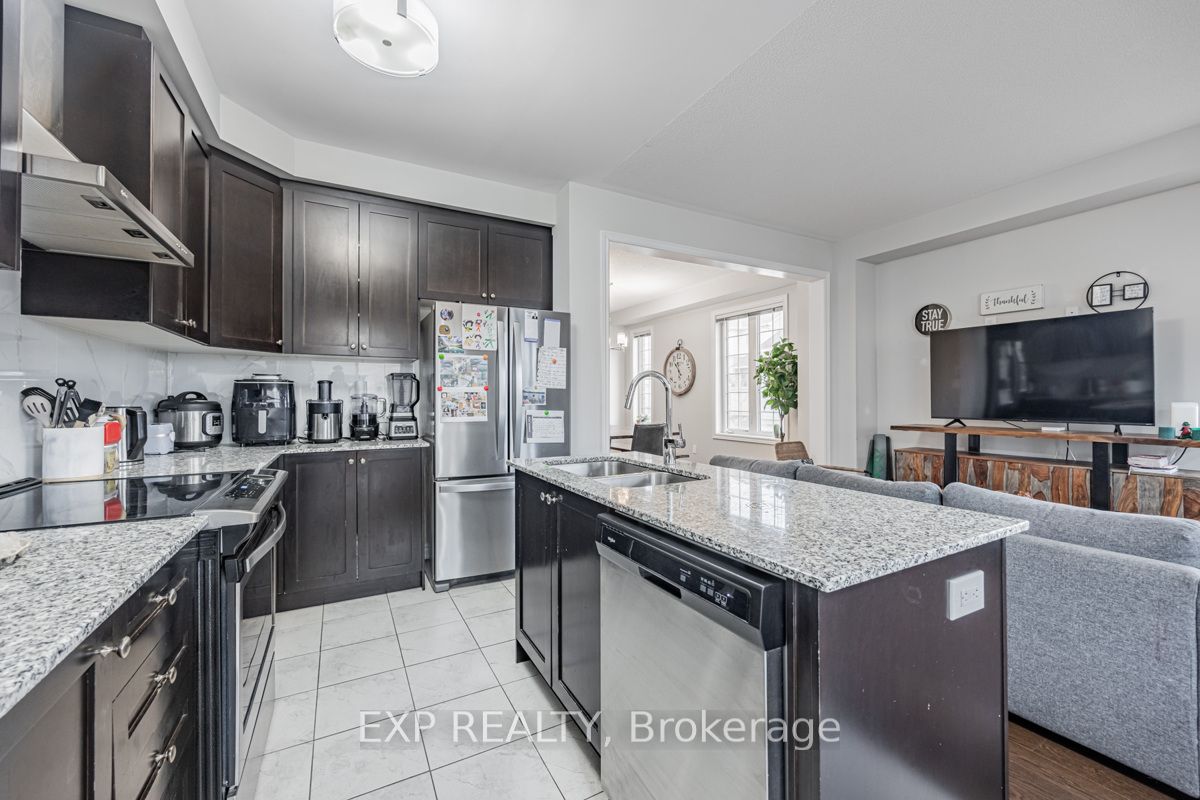 50 Clifford Cres