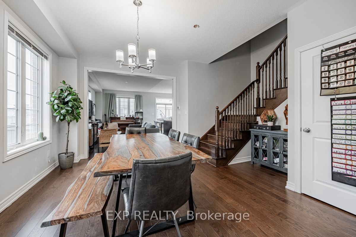 50 Clifford Cres