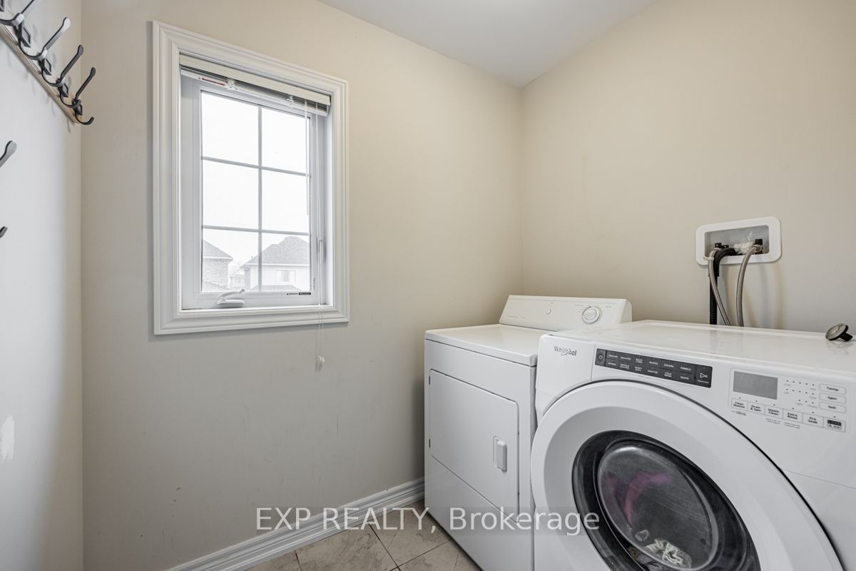 50 Clifford Cres