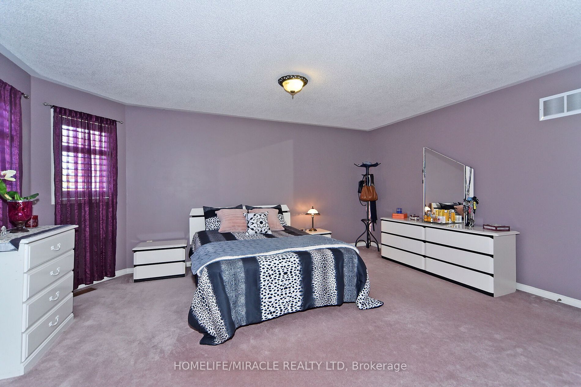 71 Shetland Cres