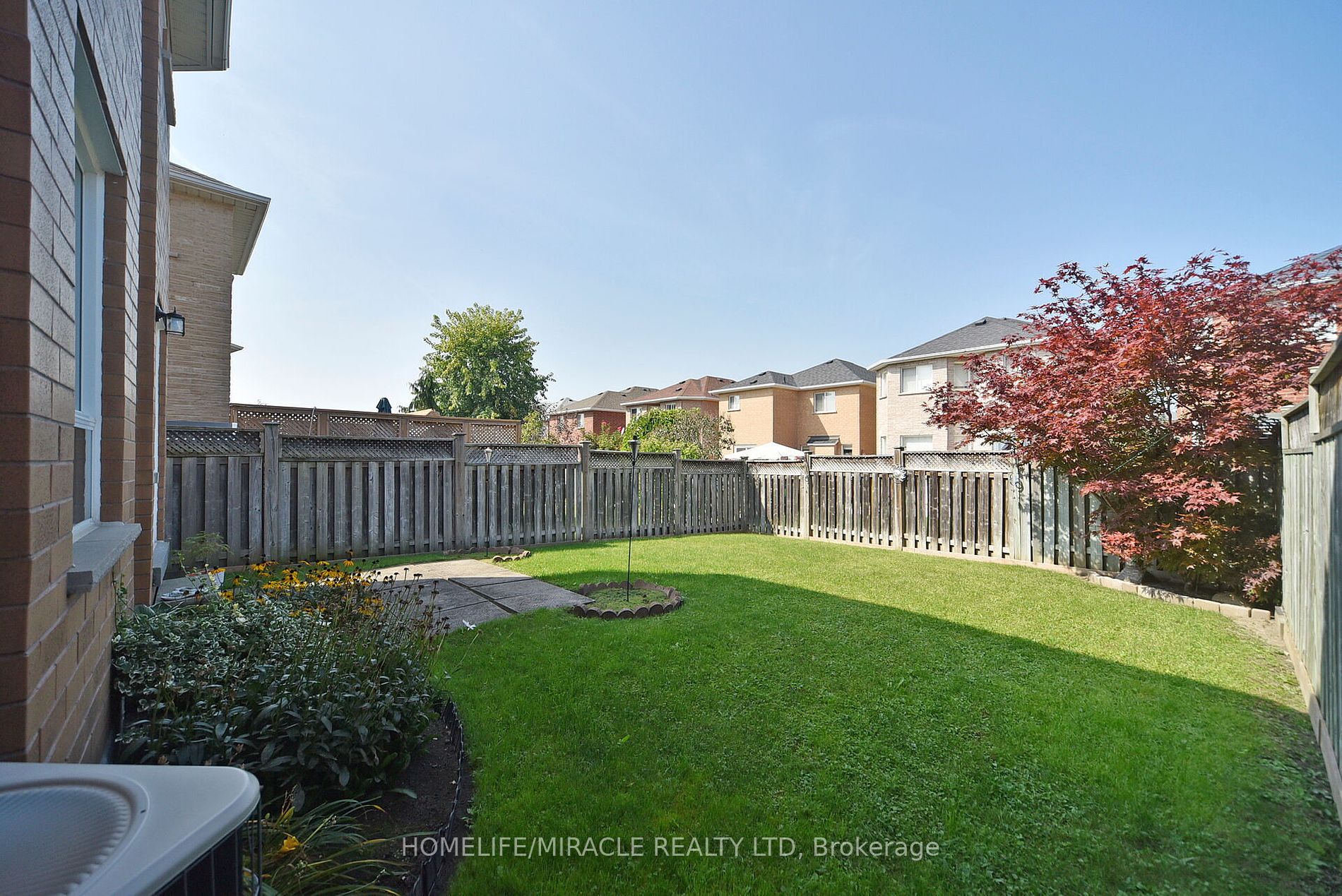 71 Shetland Cres