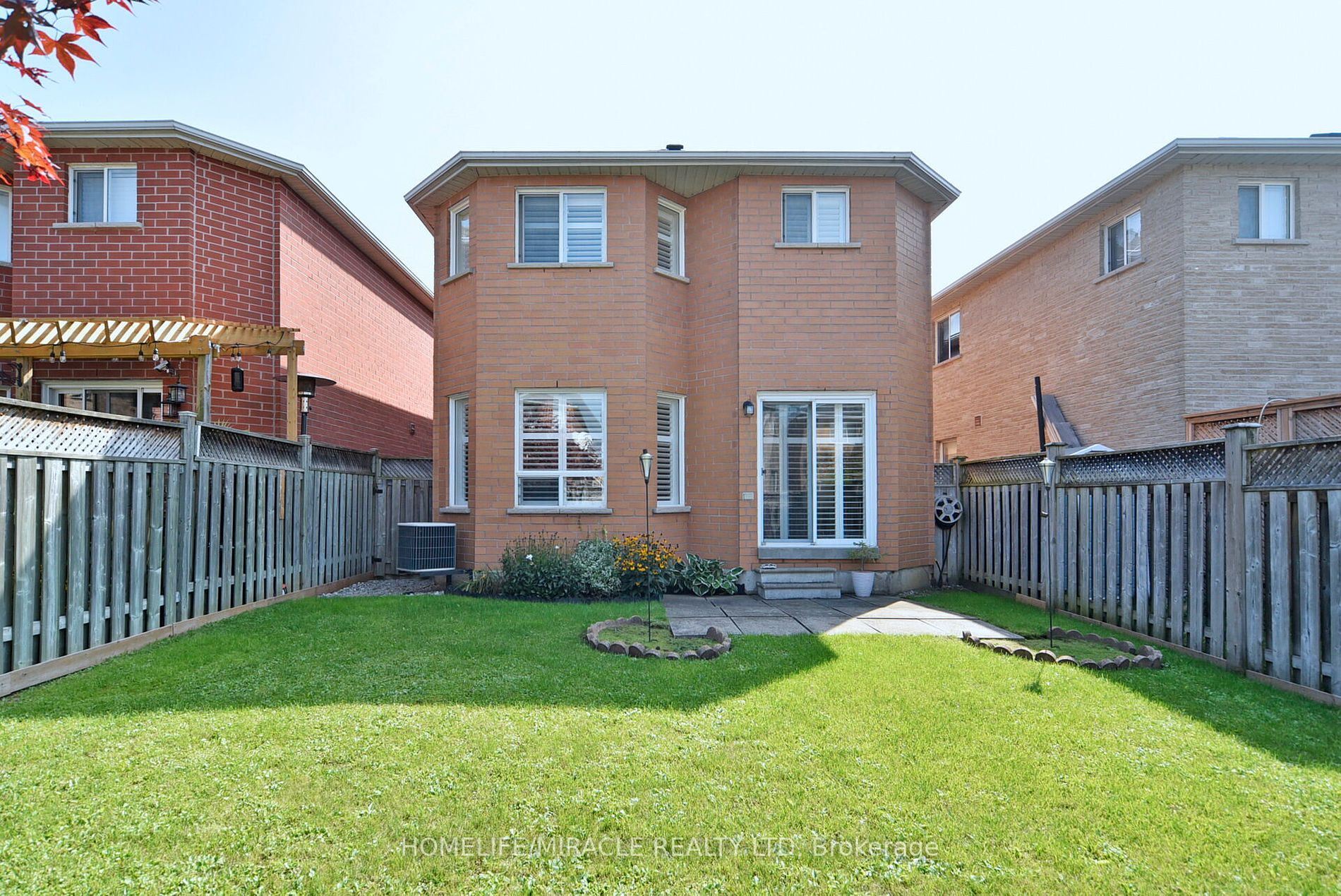 71 Shetland Cres