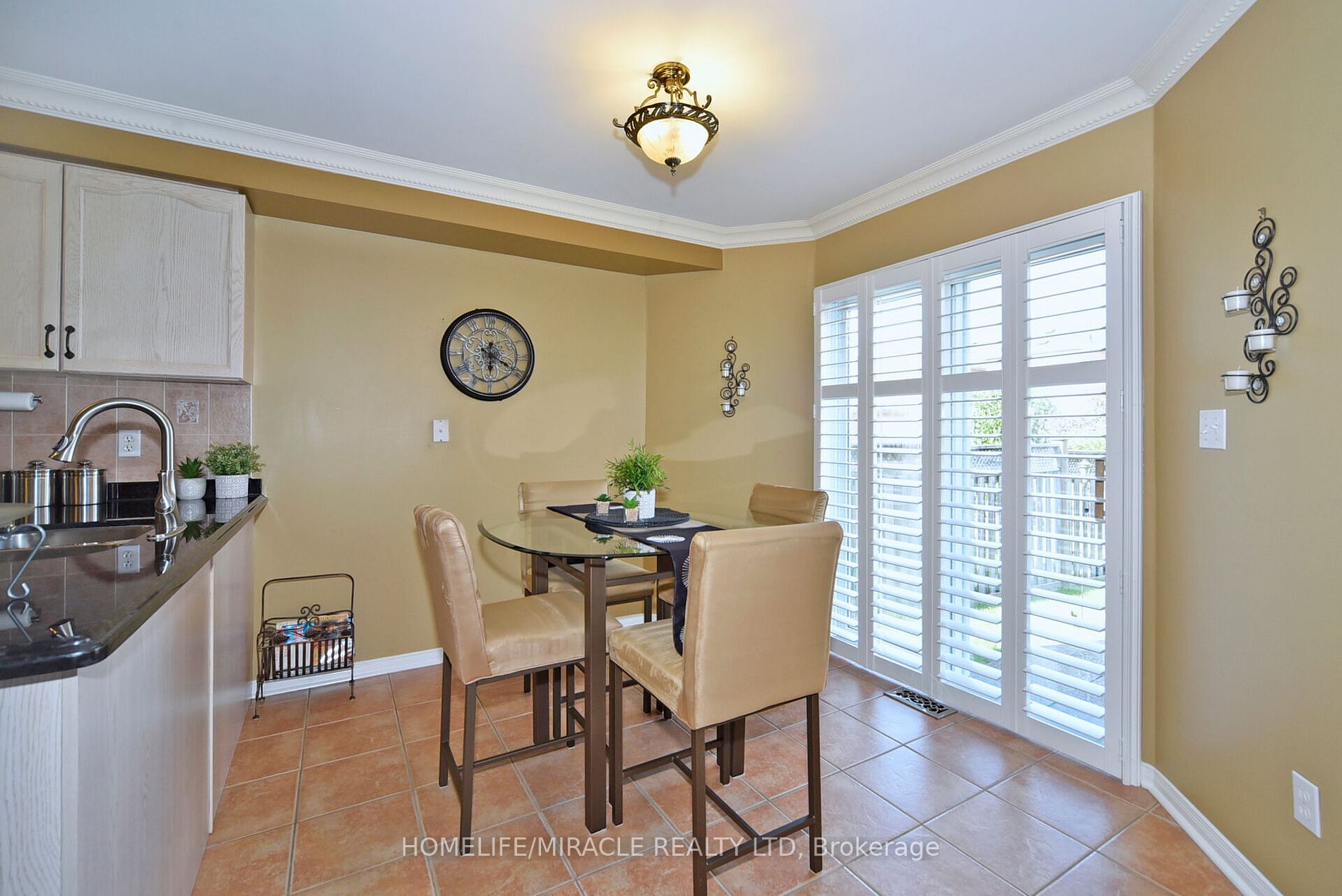 71 Shetland Cres