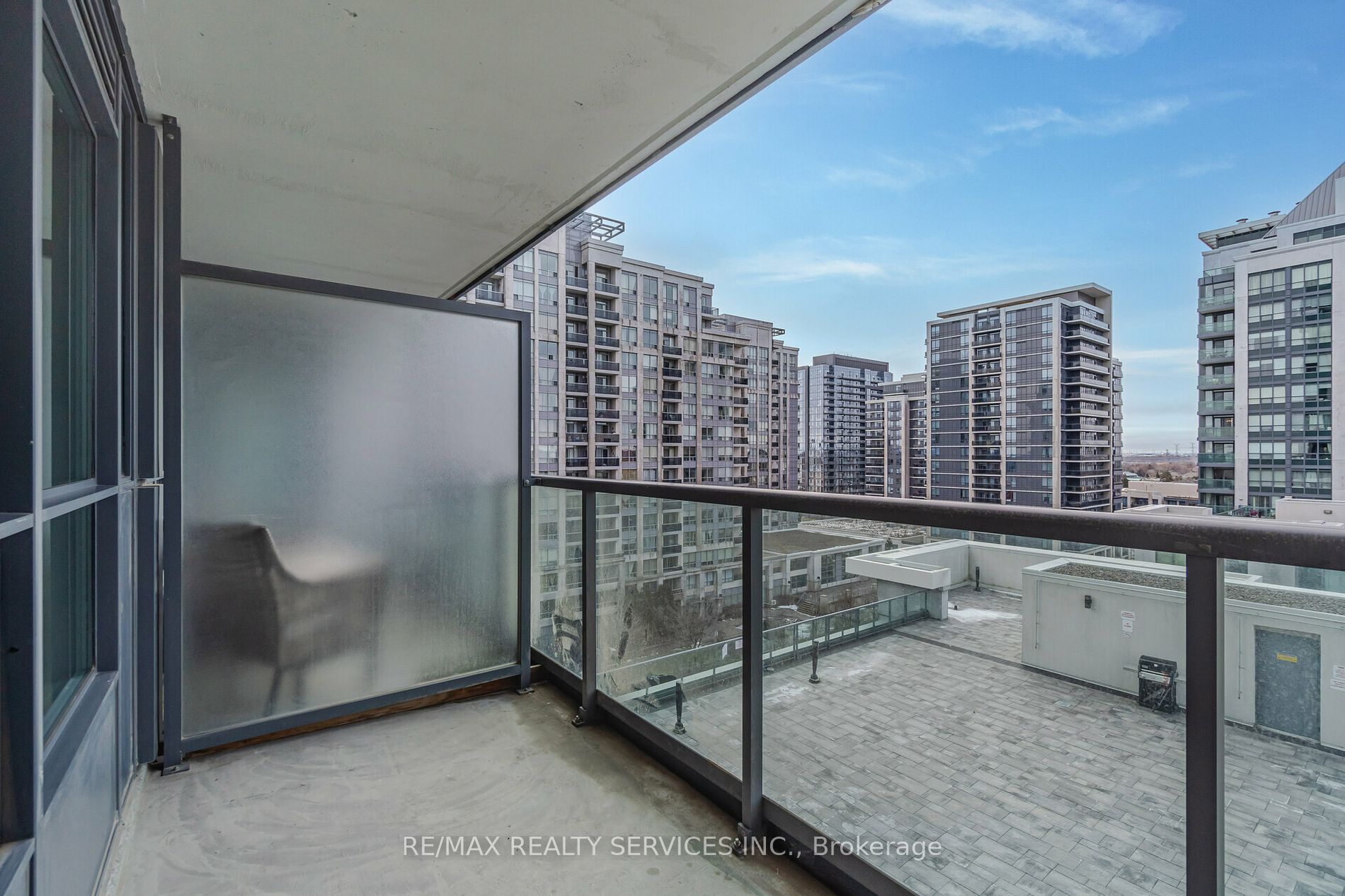20 North Park Road, #910