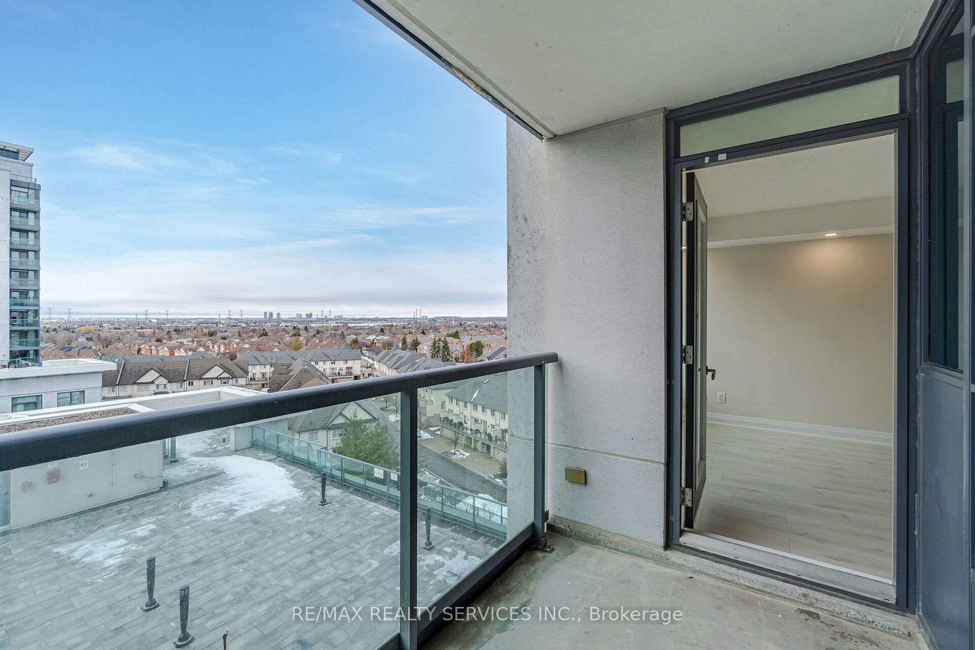 20 North Park Road, #910