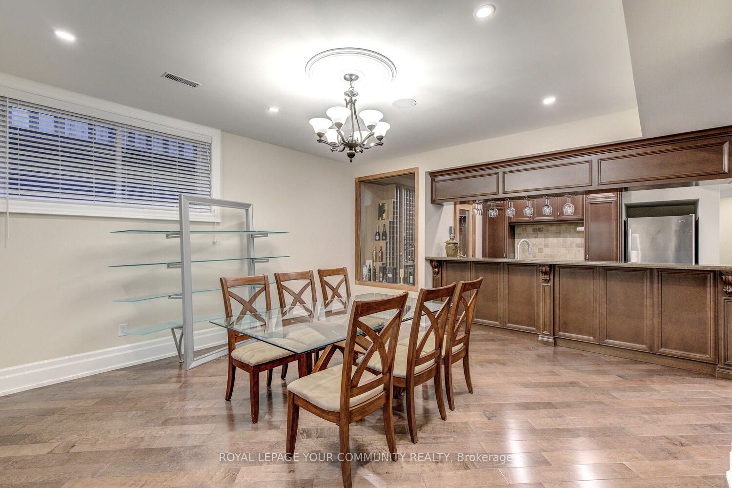 223 Crestwood Rd