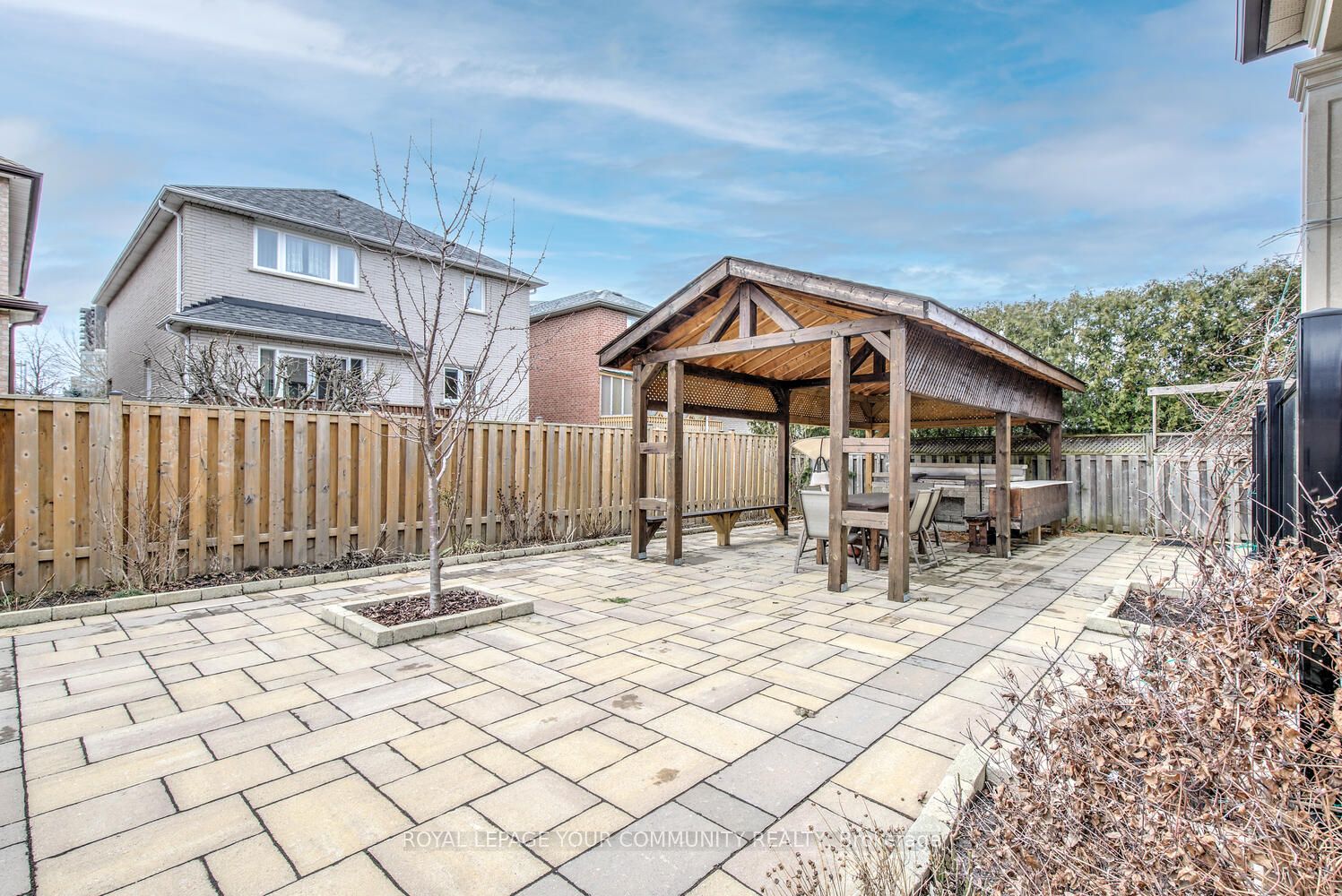 223 Crestwood Rd
