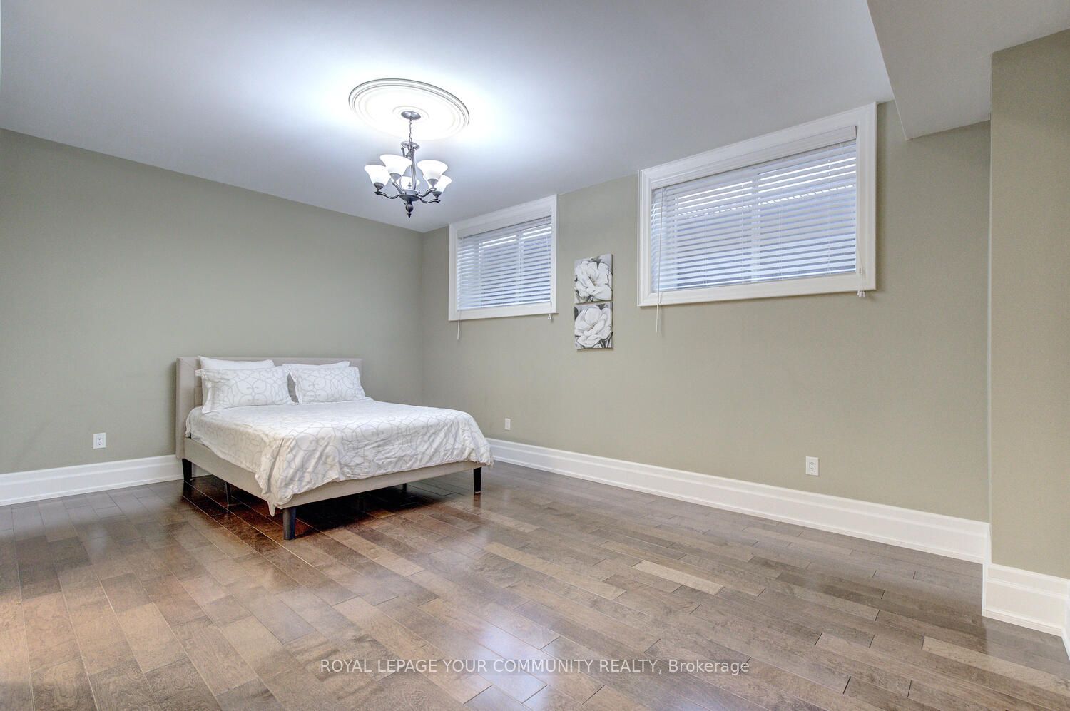 223 Crestwood Rd
