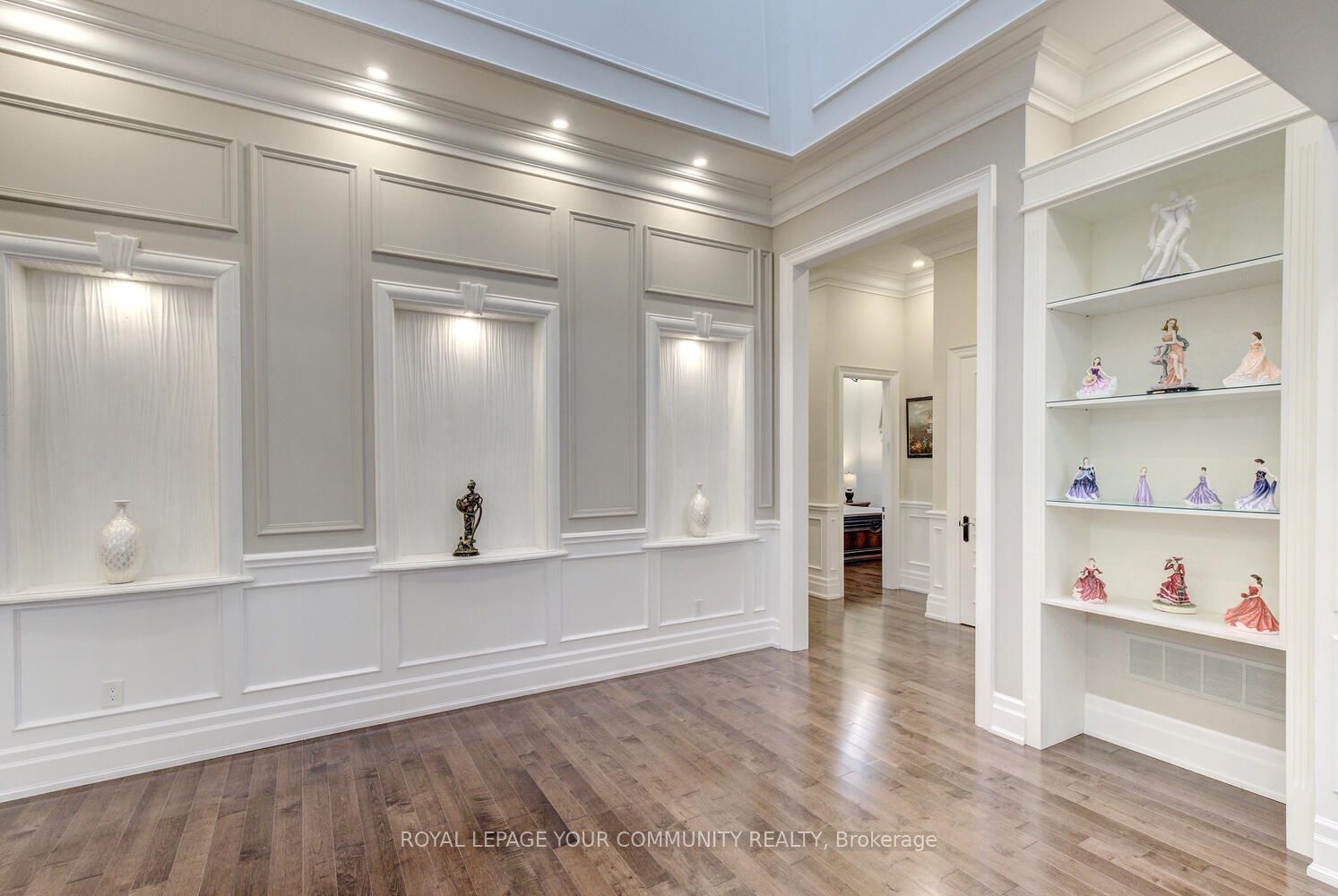 223 Crestwood Rd
