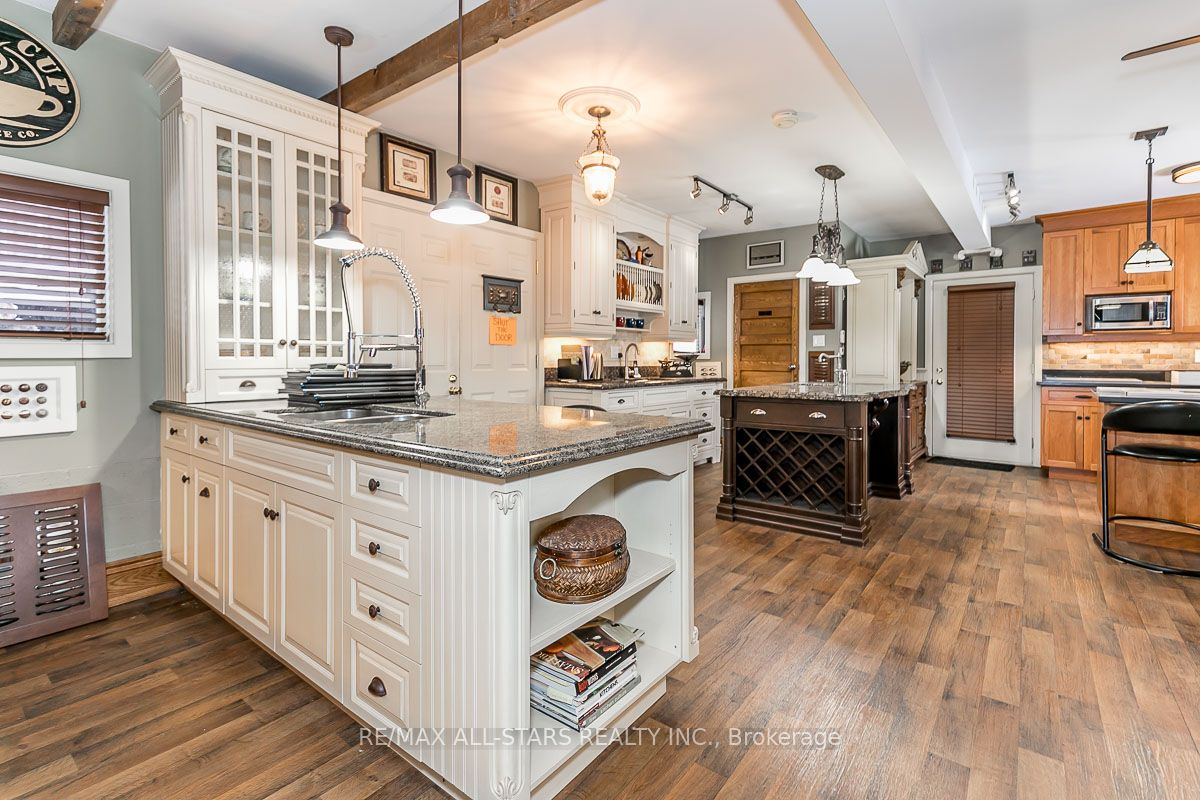 5427 Ravenshoe Road