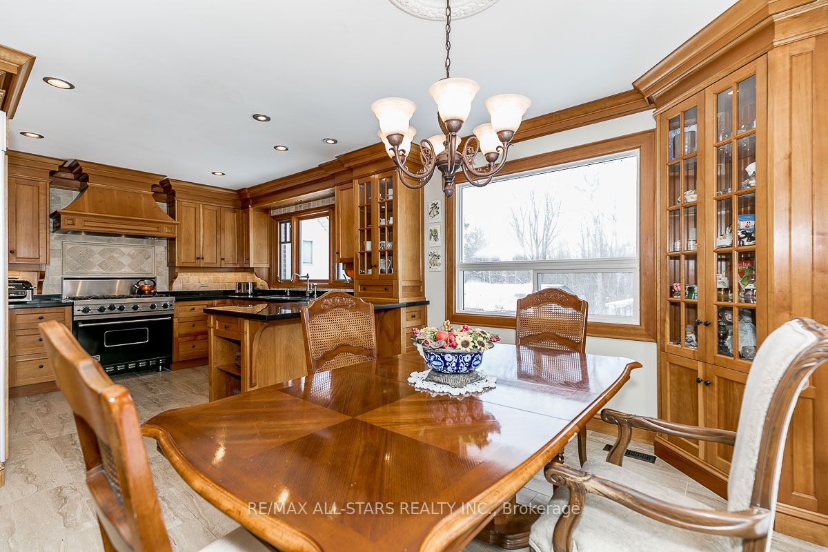 5427 Ravenshoe Road