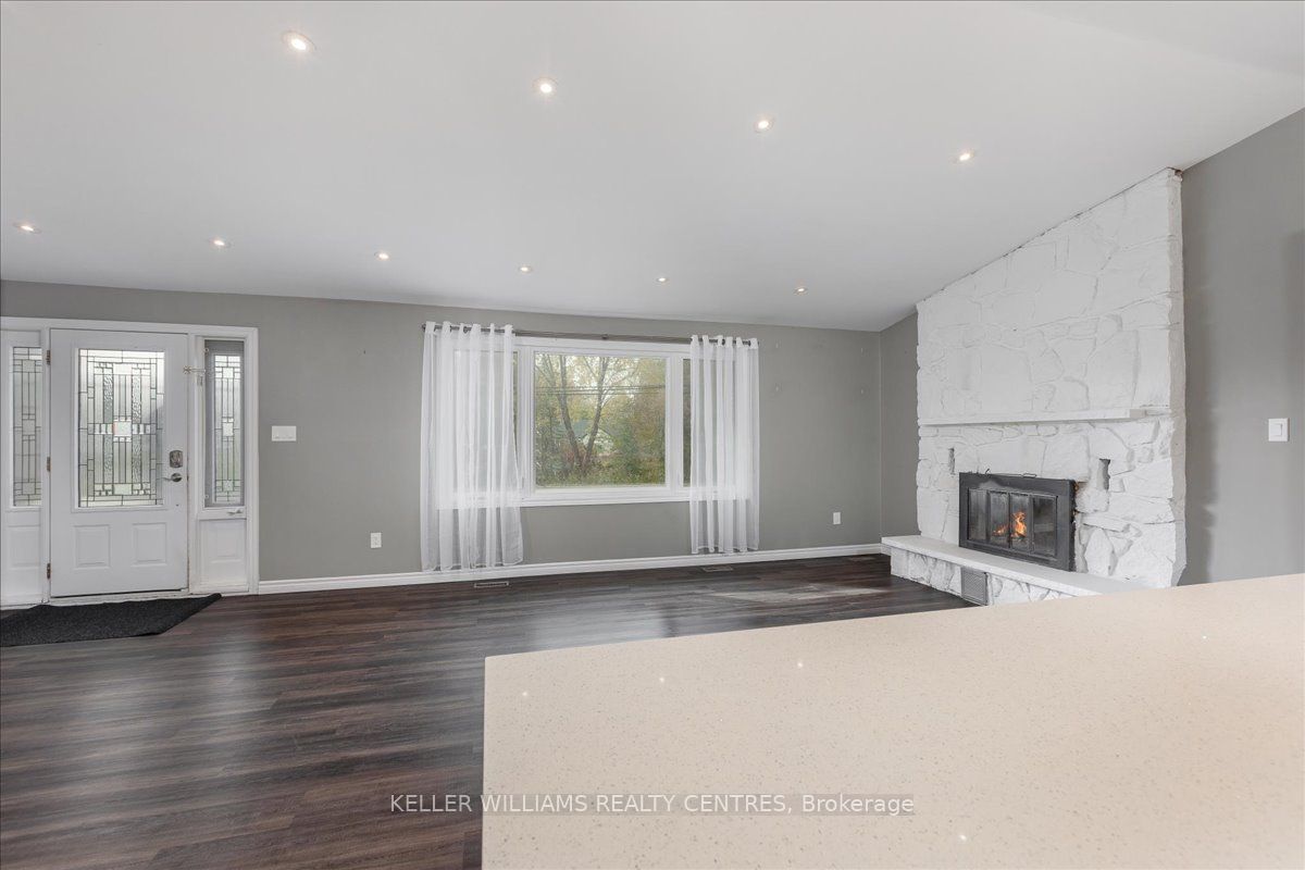 5 Evelyn Ave