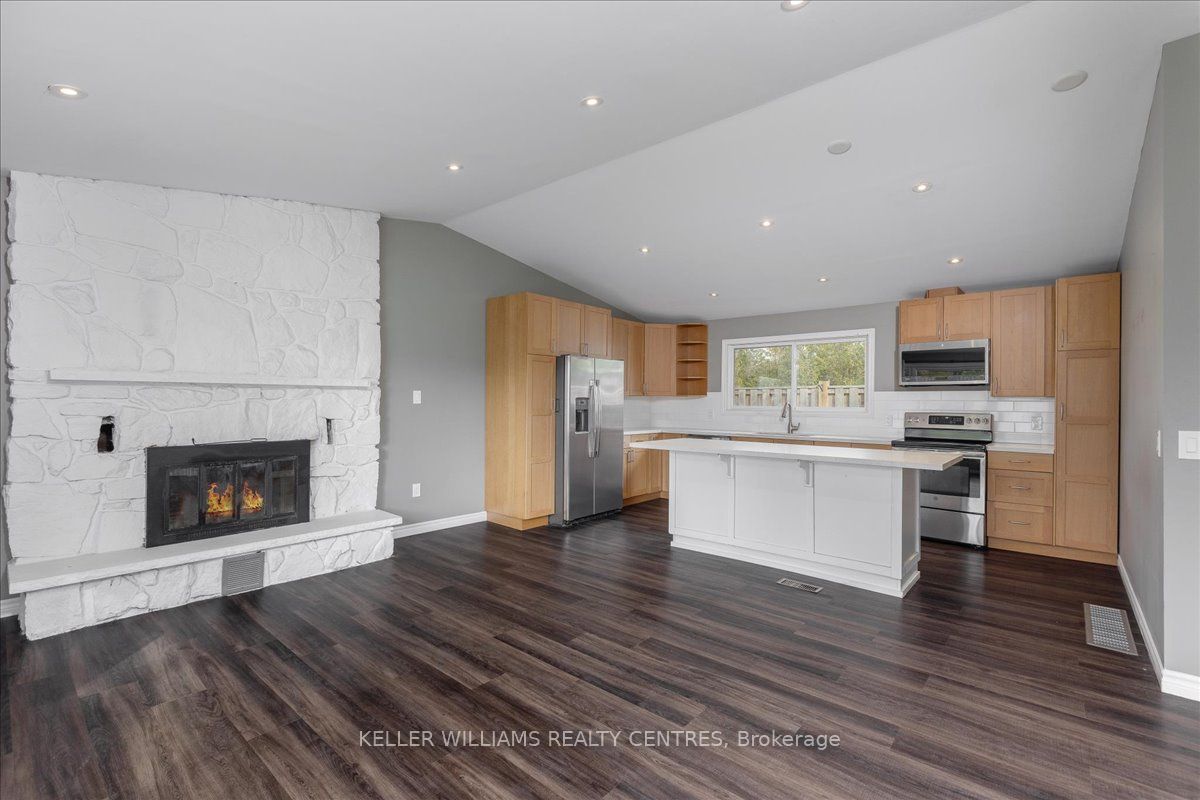 5 Evelyn Ave