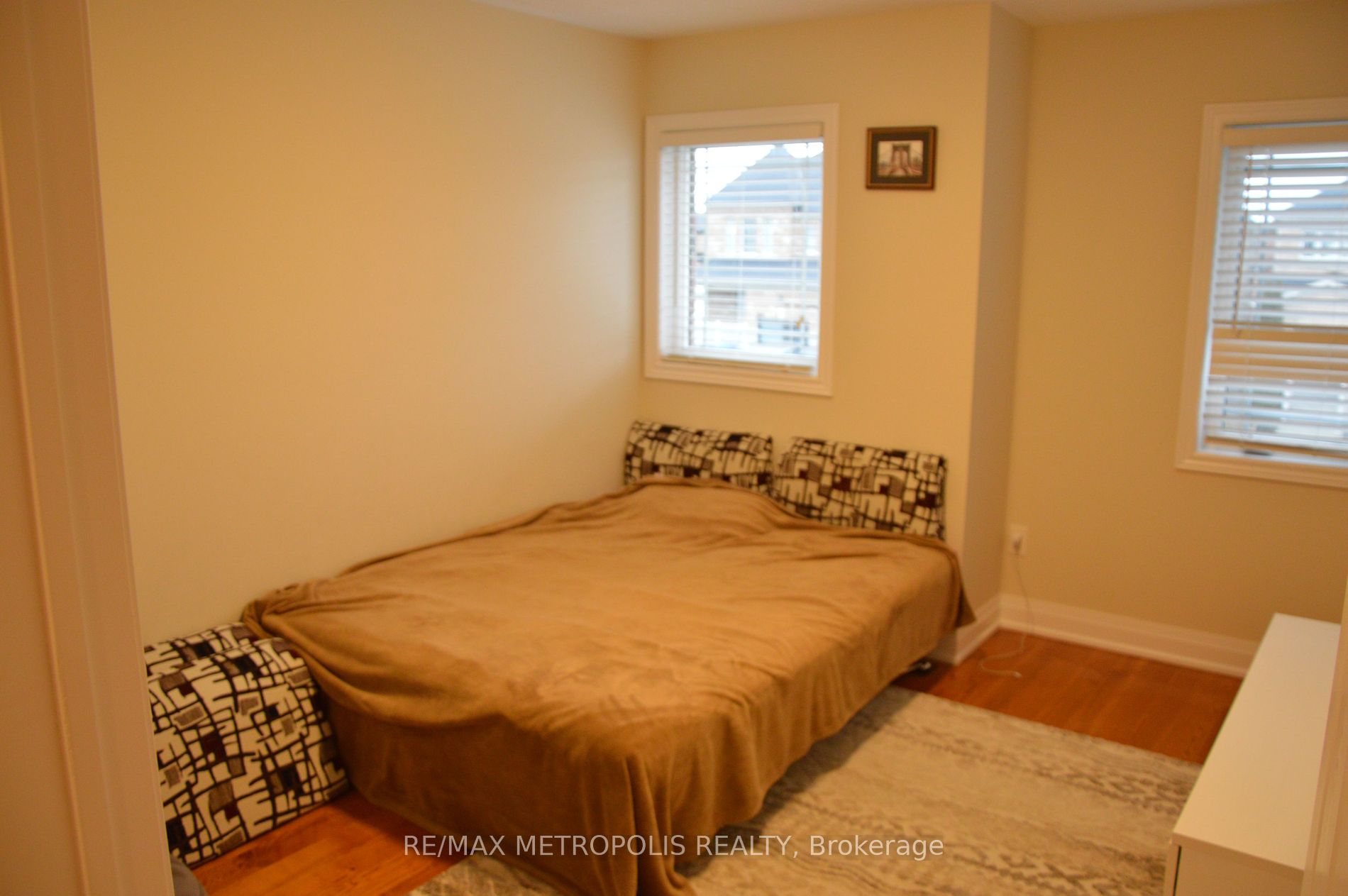 179 Armstrong Crescent