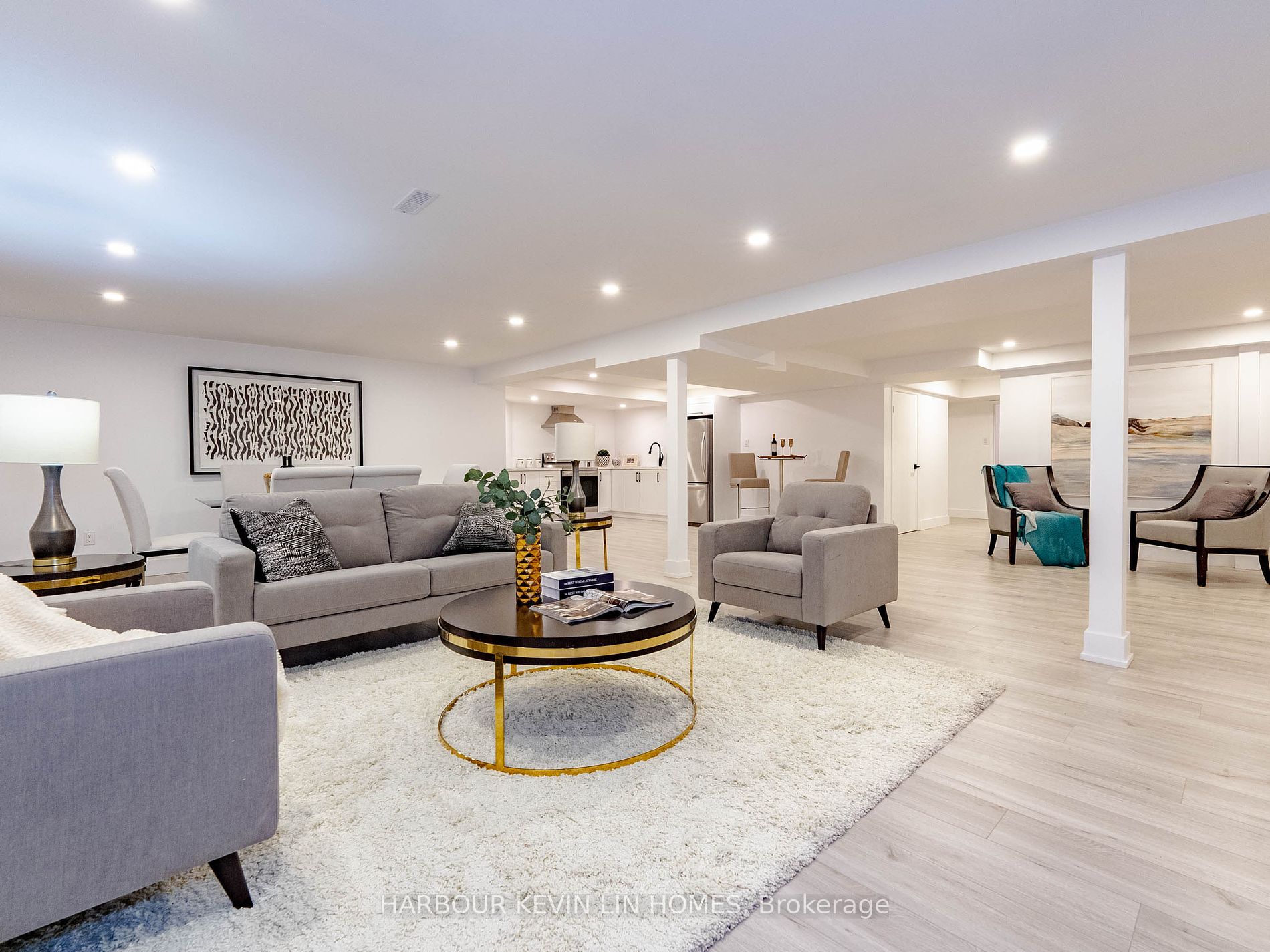 1 Ambleside Cres