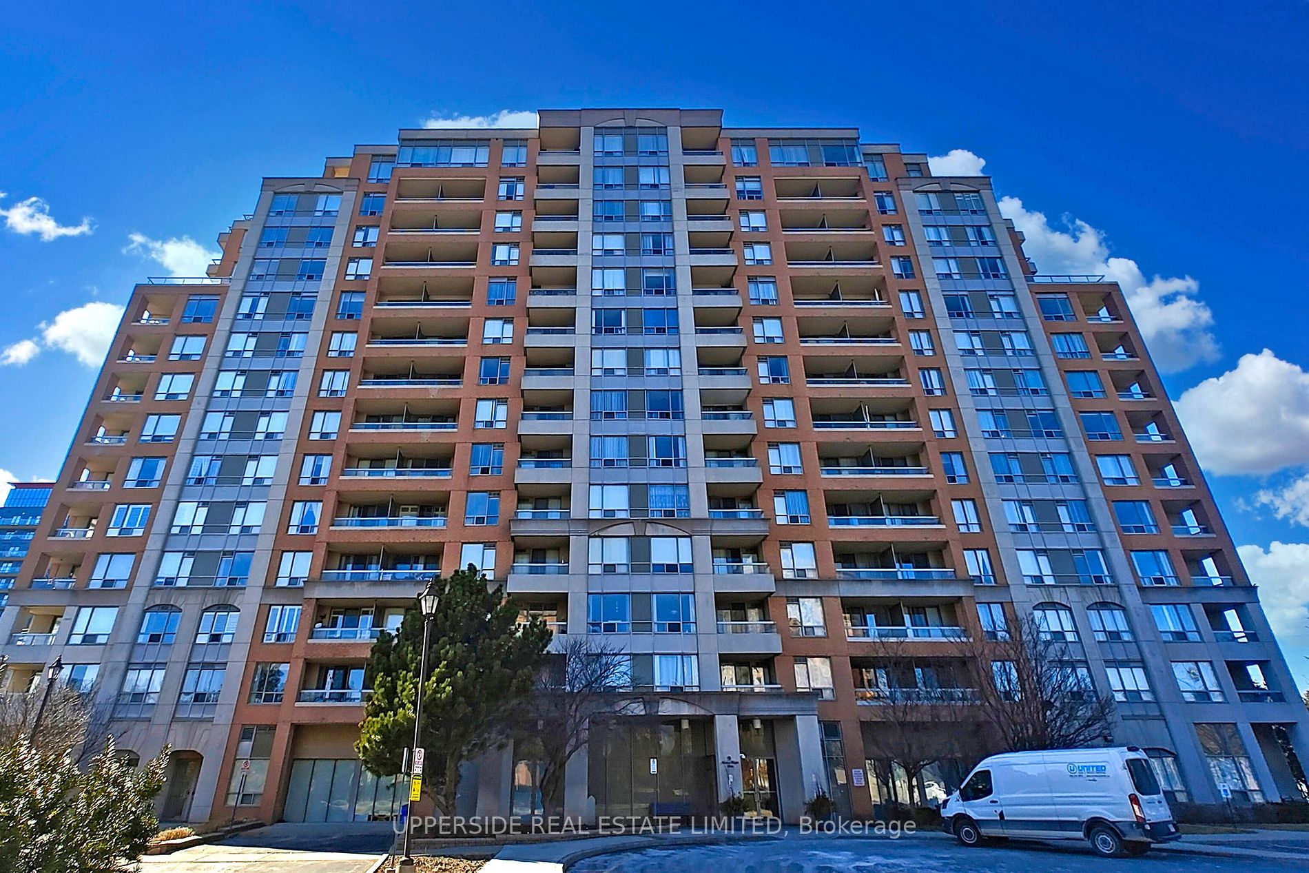 9 Northern Heights Drive, #802