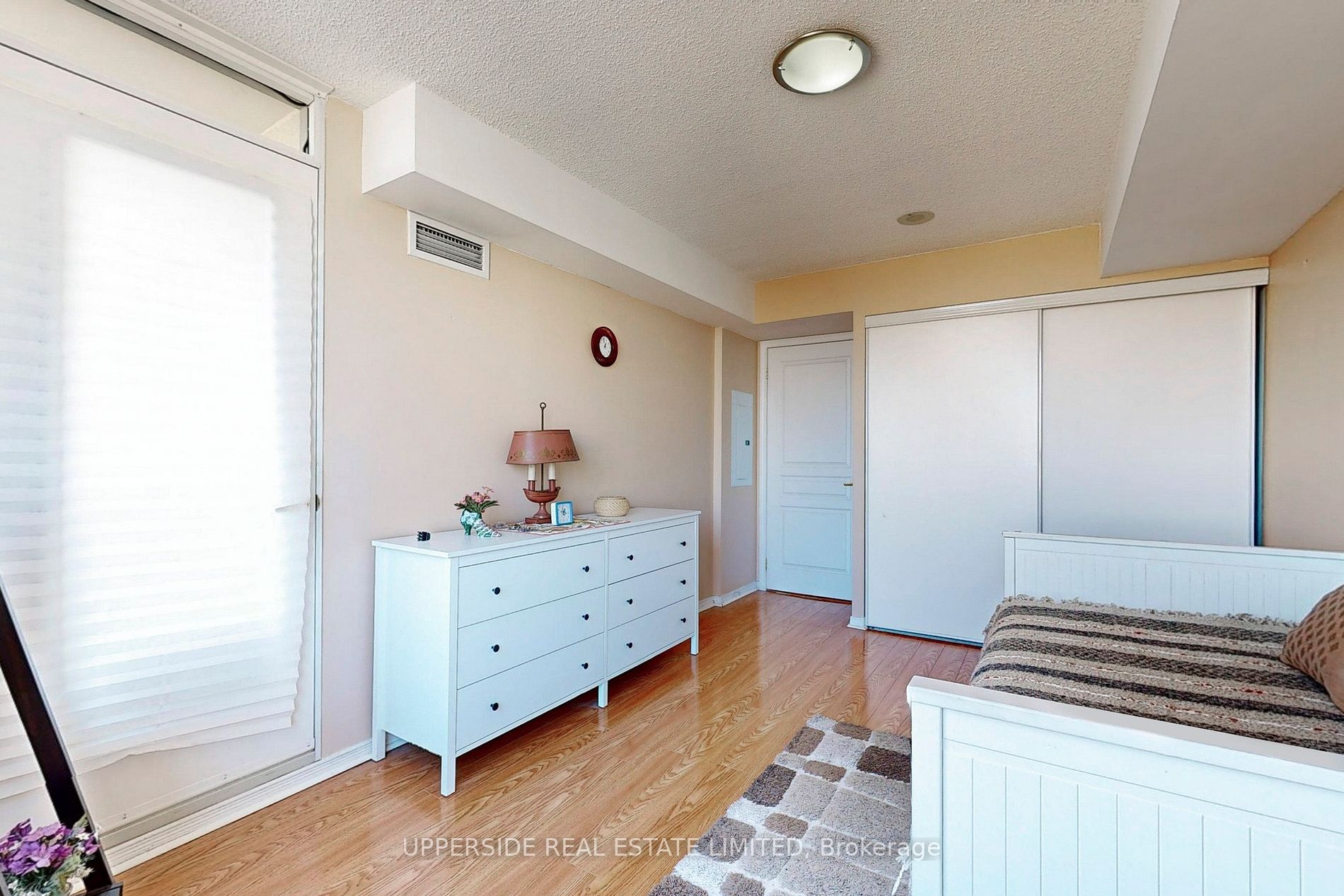 9 Northern Heights Drive, #802
