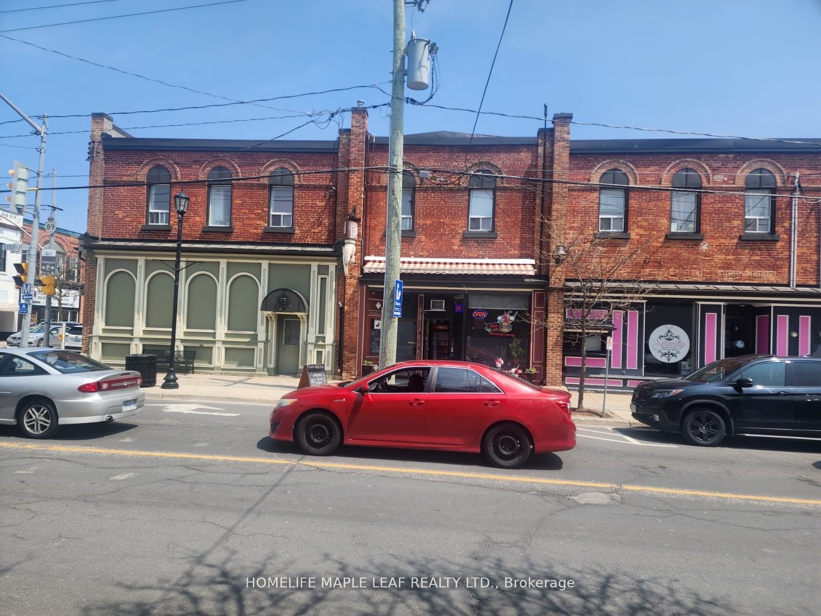 1 Victoria St