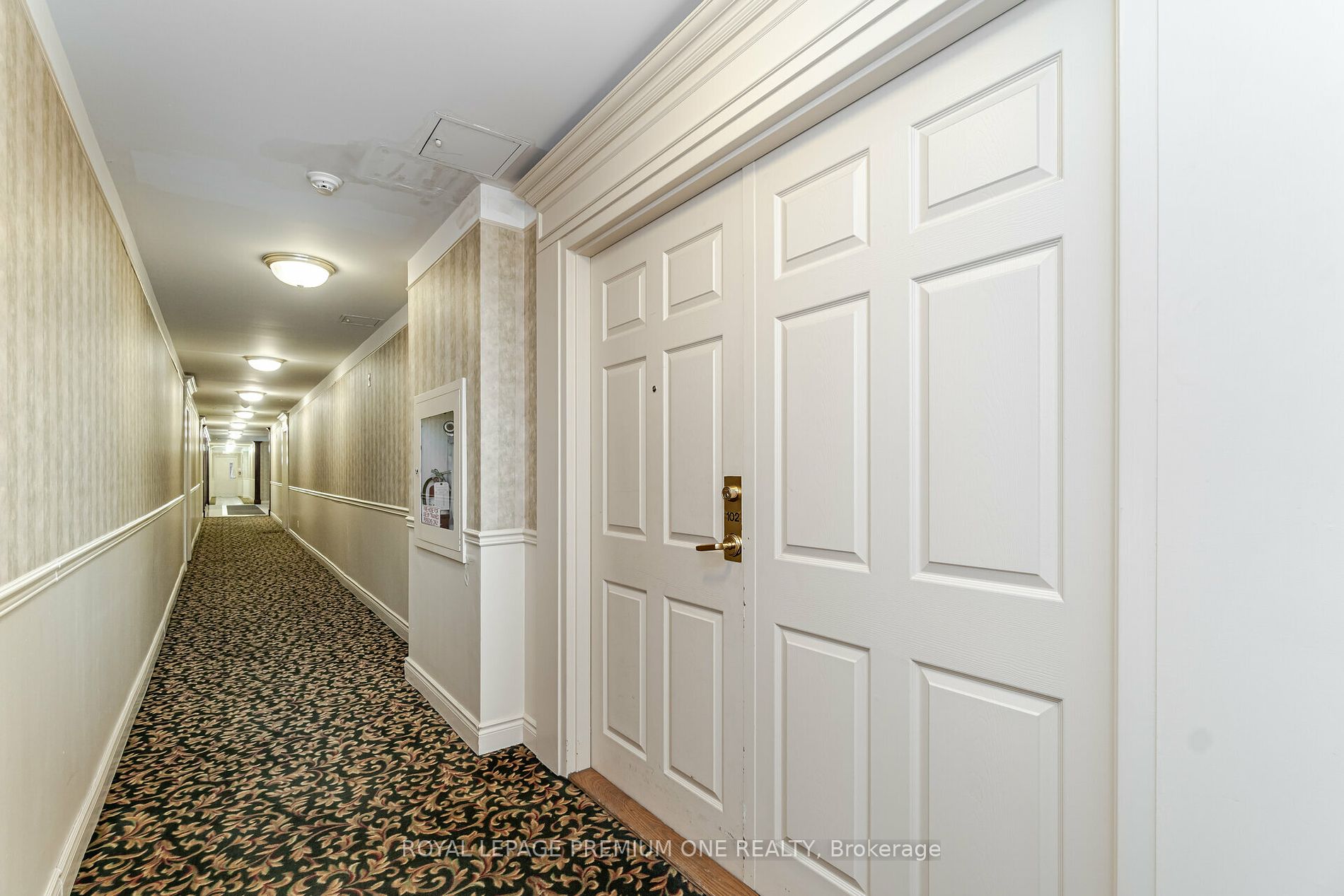 33 Wallace St, #102