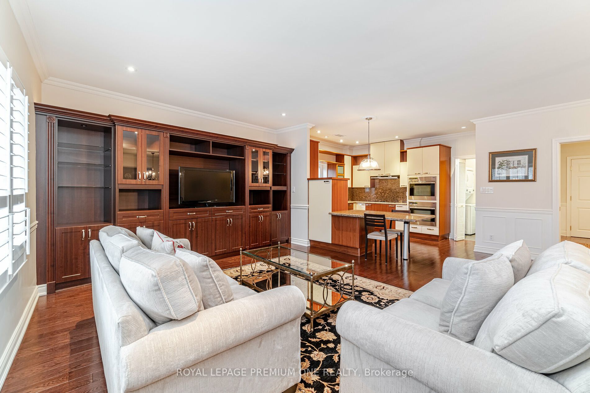 33 Wallace St, #102