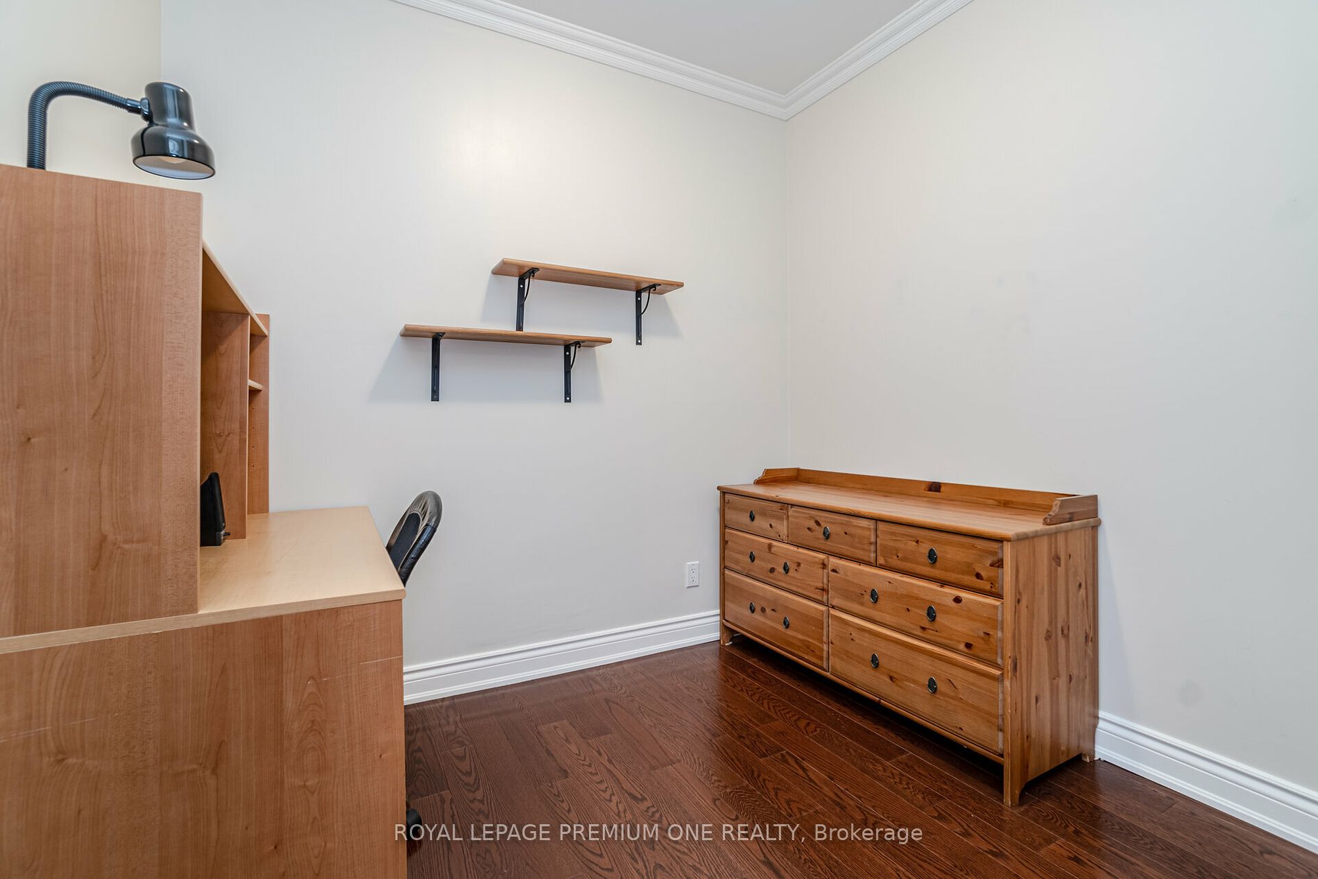 33 Wallace St, #102