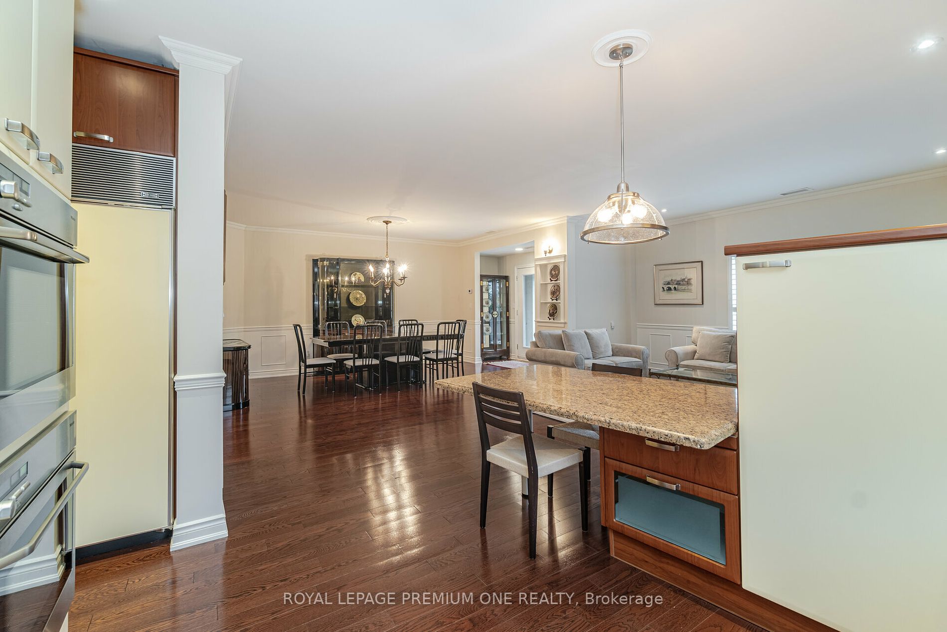 33 Wallace St, #102