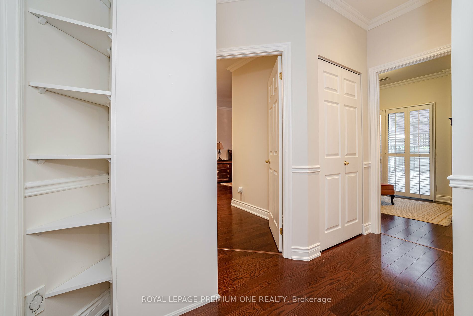 33 Wallace St, #102