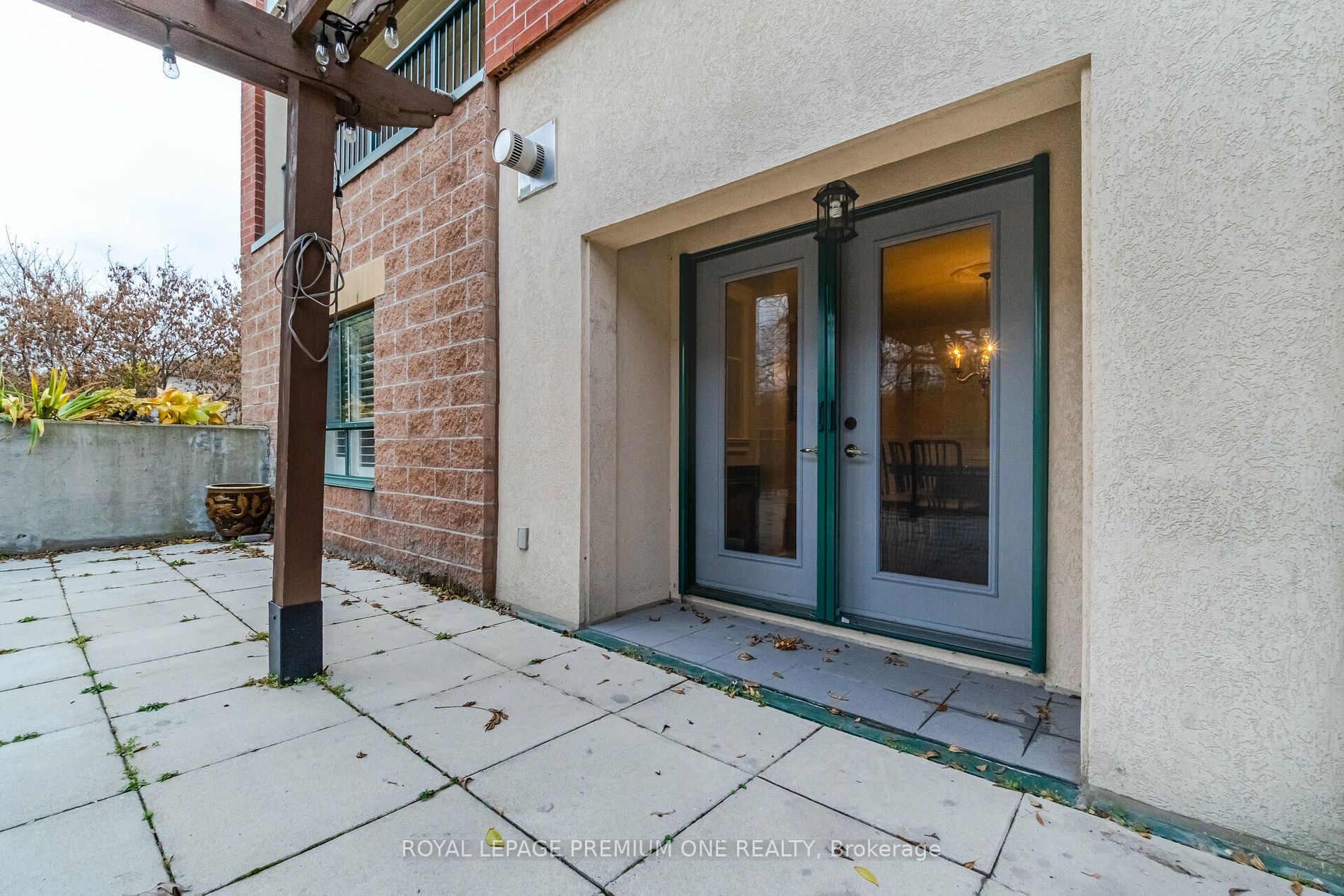 33 Wallace St, #102