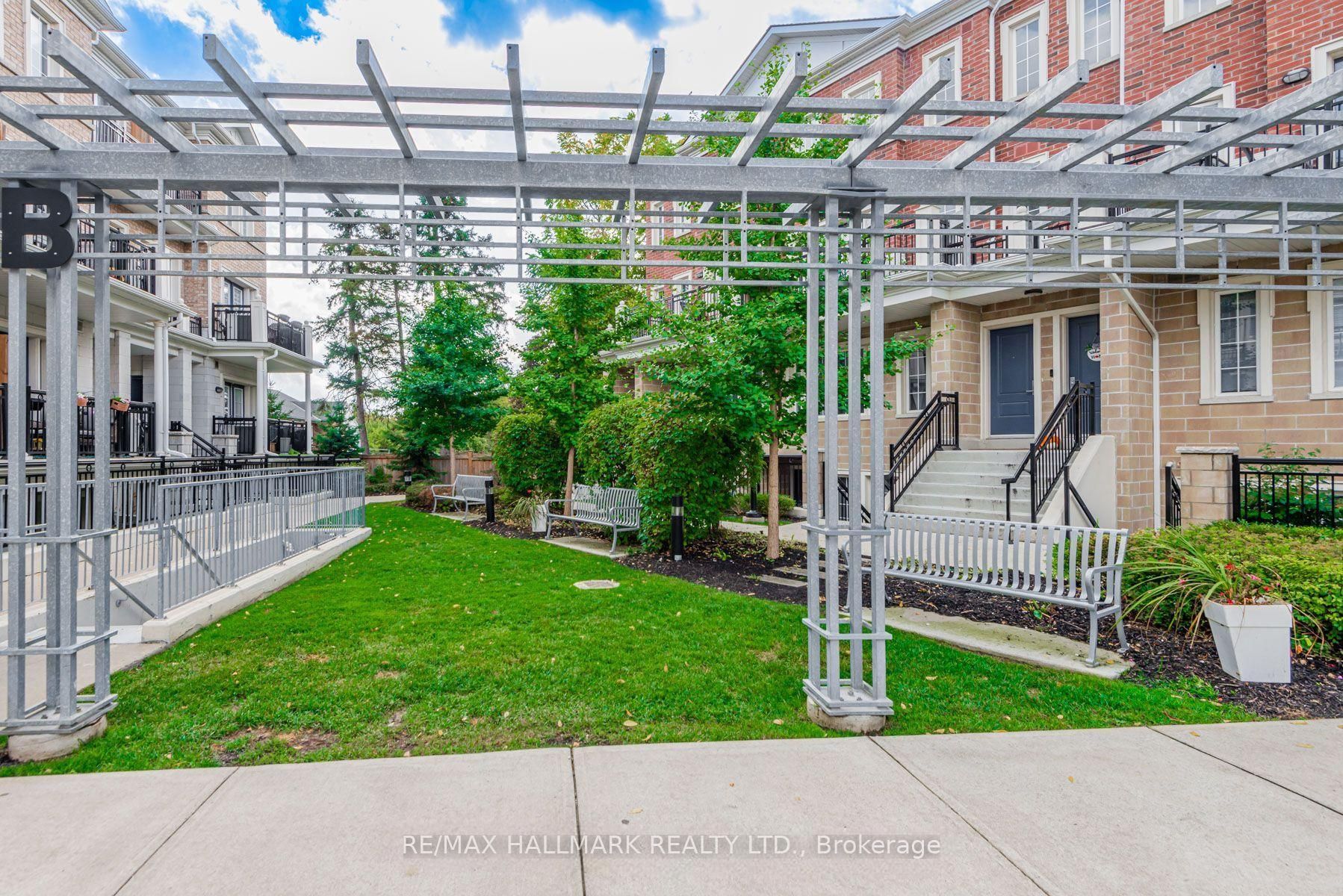 26 Bruce Street #D06