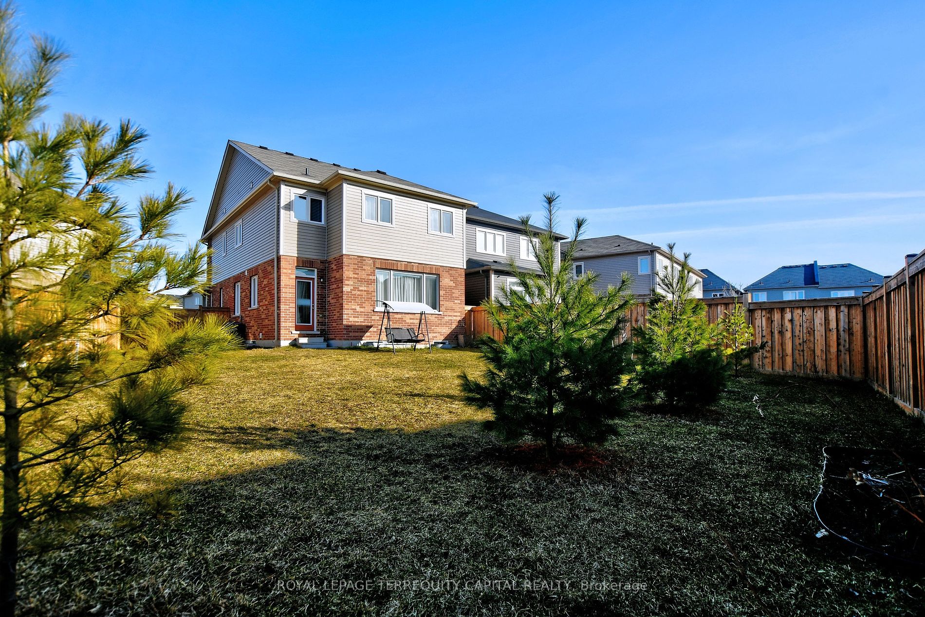 38 Hutton Crescent