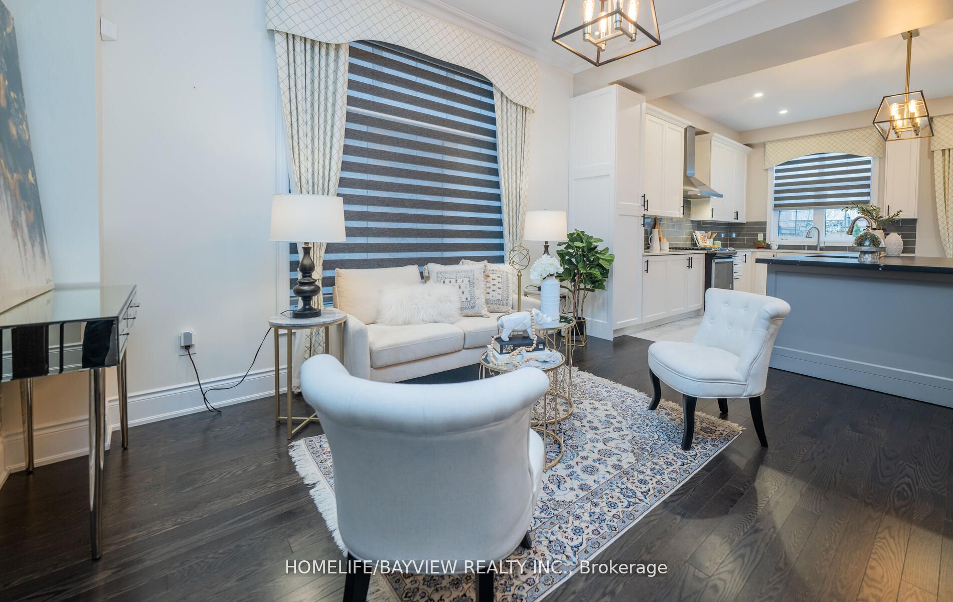 7 Rossini Dr