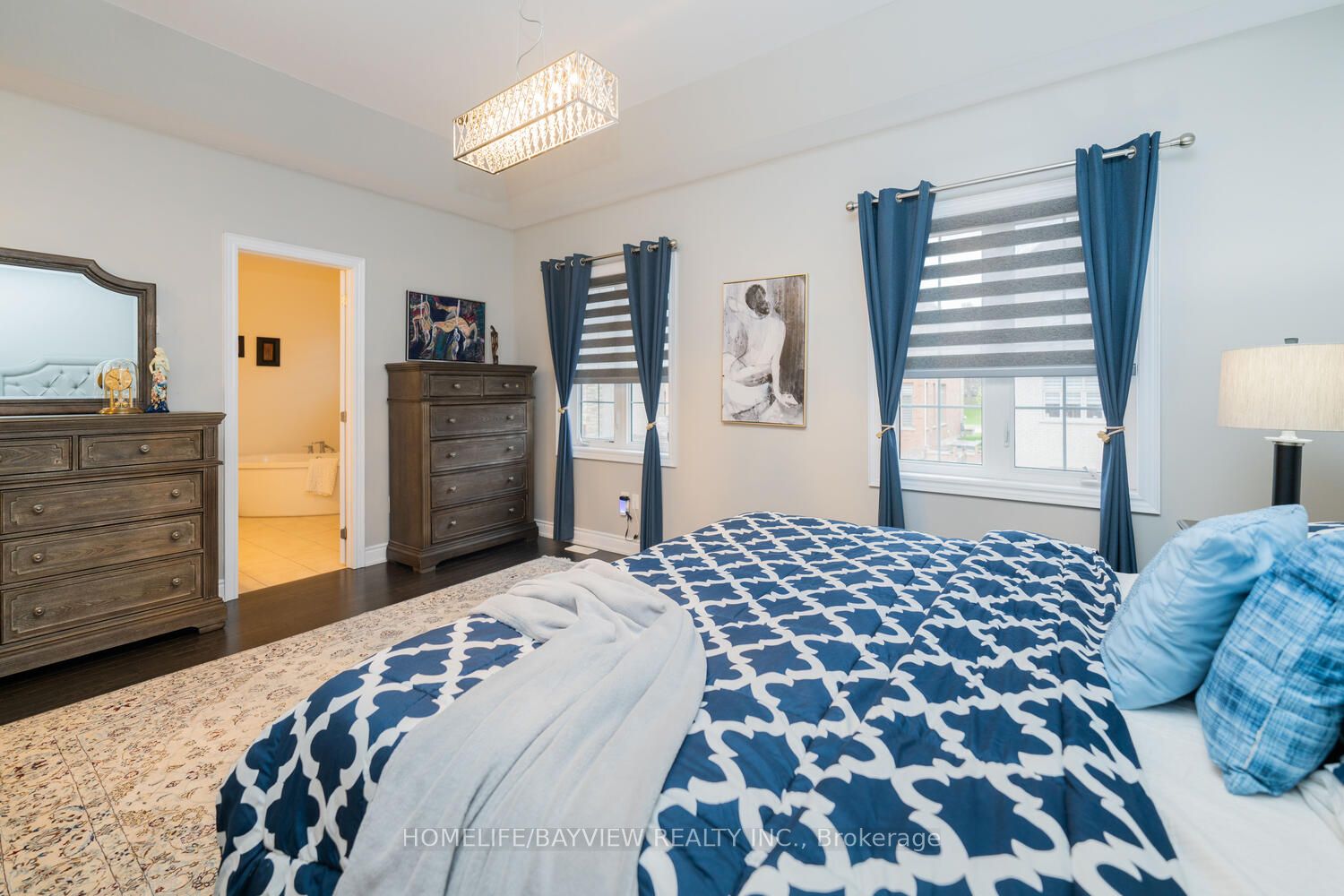 7 Rossini Dr