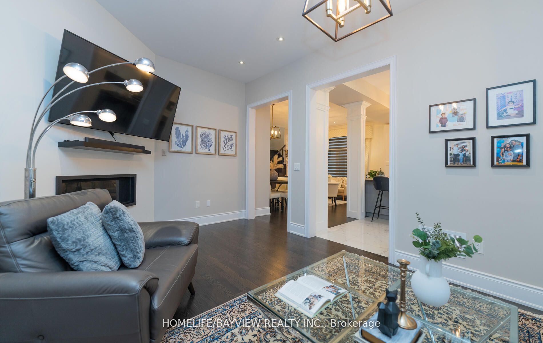 7 Rossini Dr