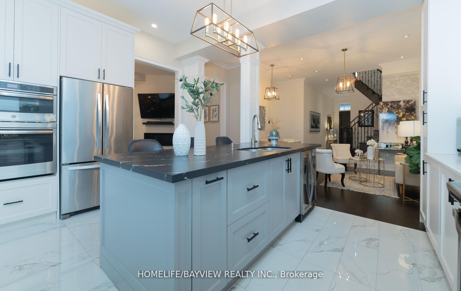 7 Rossini Dr