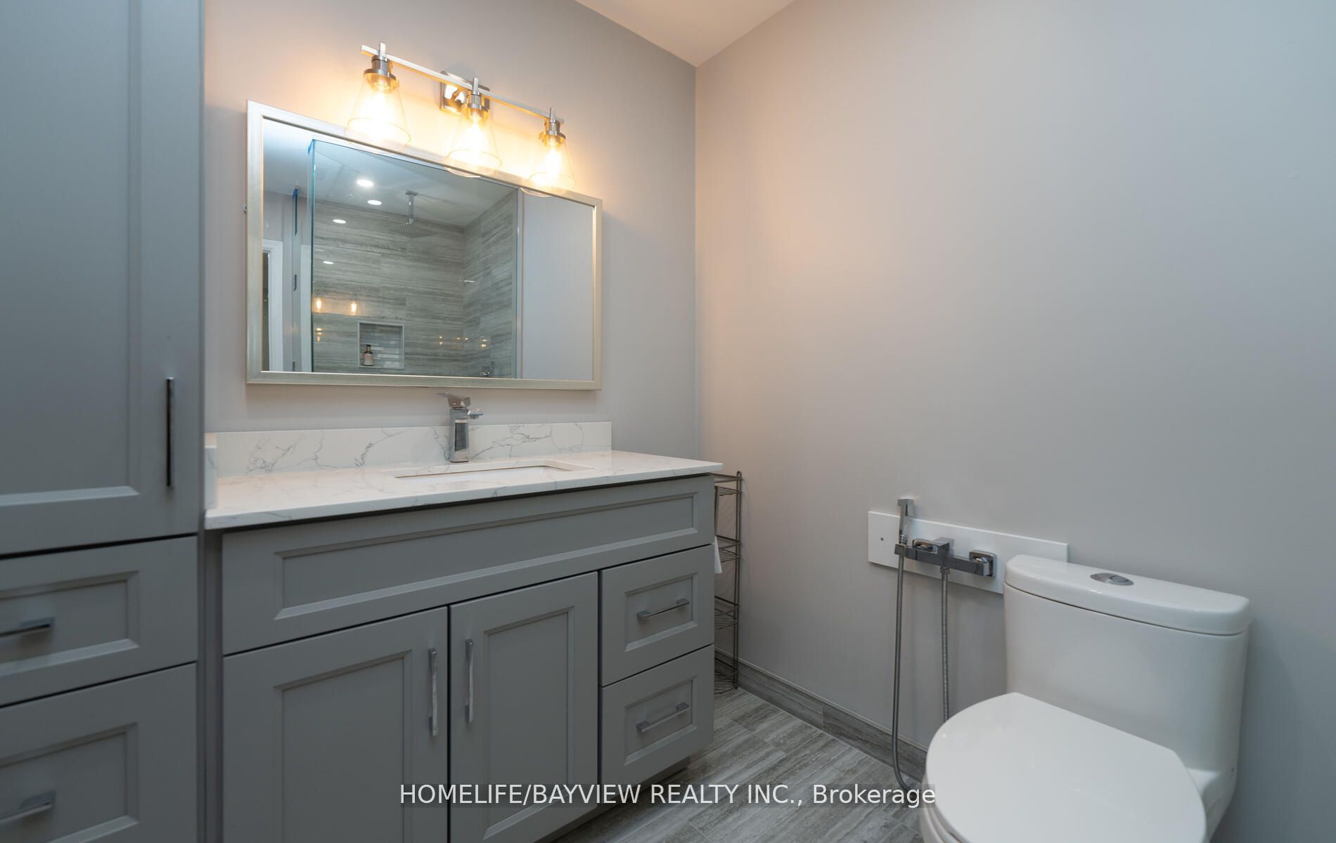 7 Rossini Dr