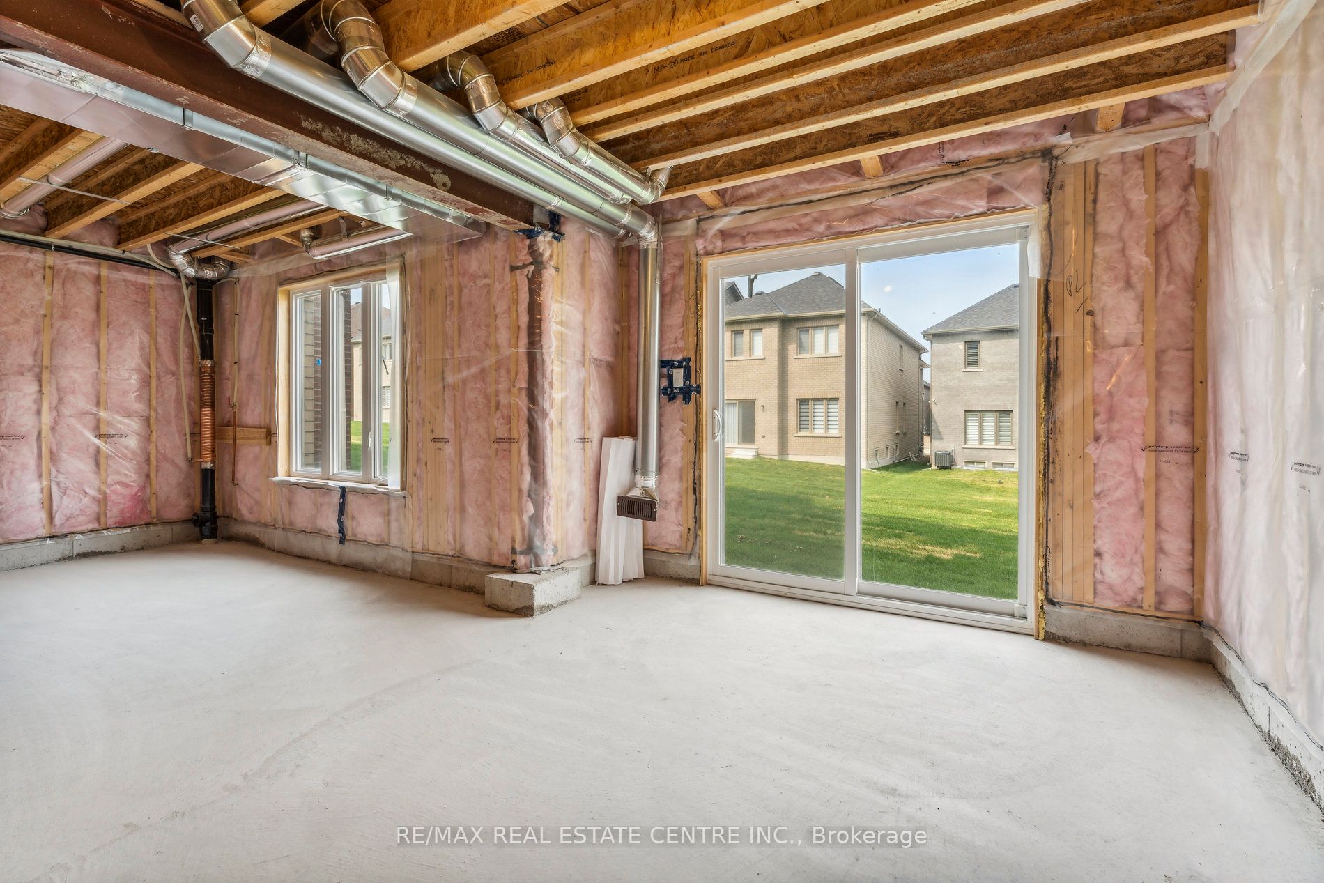 53 Janes Cres