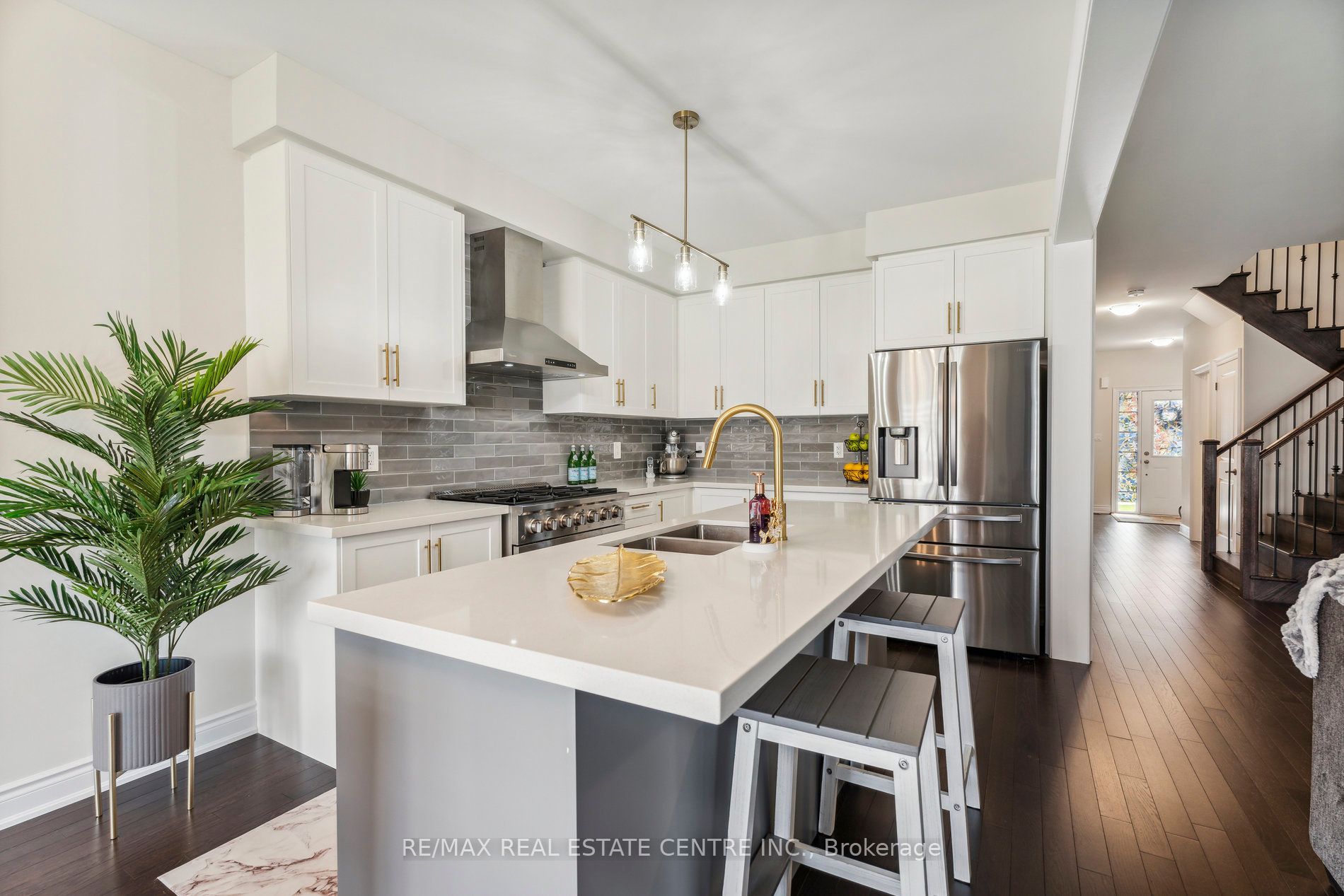 53 Janes Cres