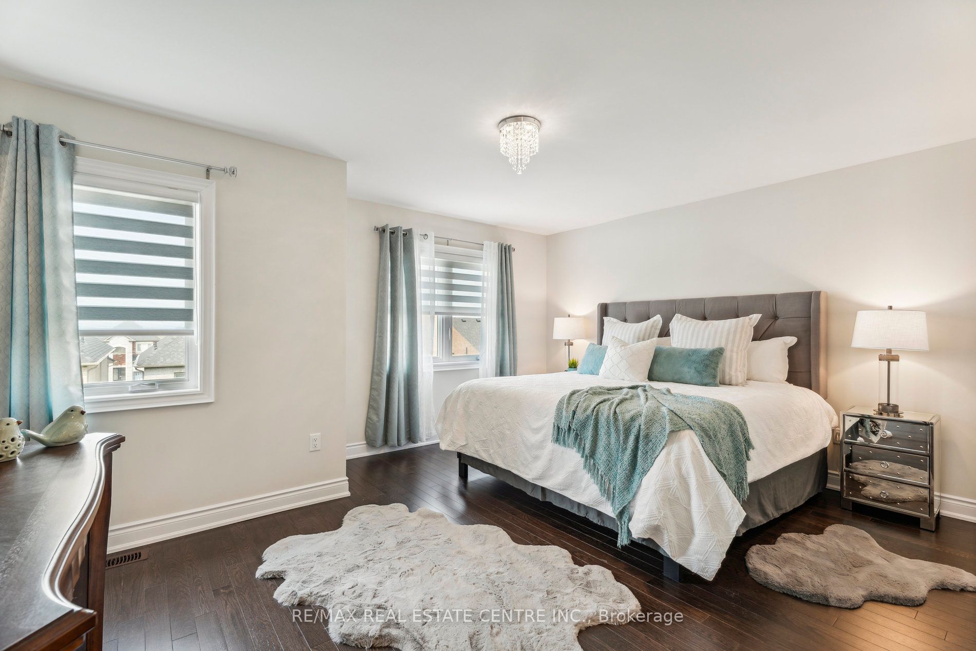 53 Janes Cres