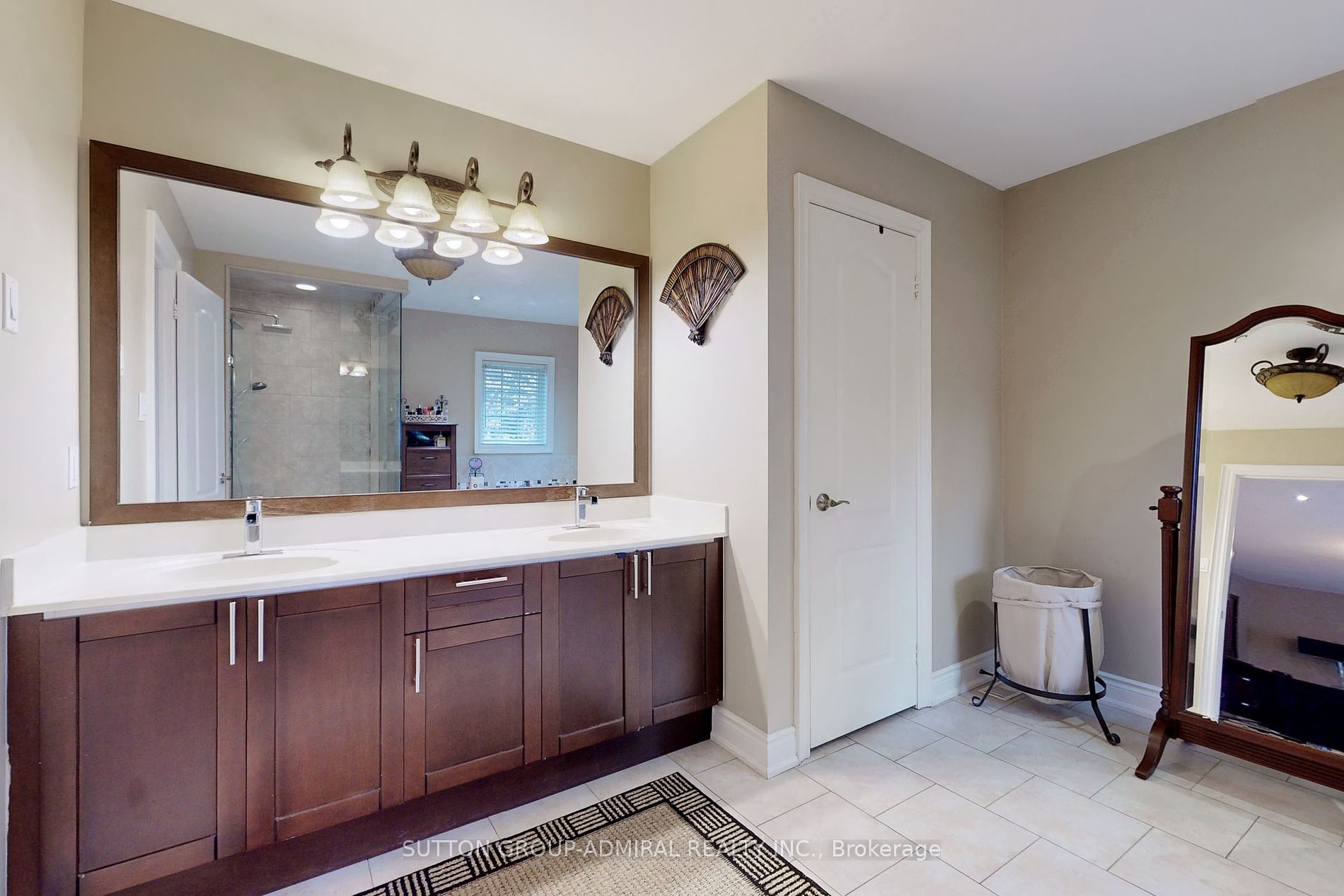 260 Flamingo Road