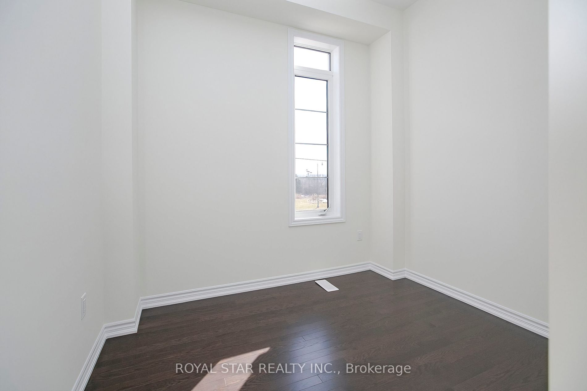 72 Weslock Cres