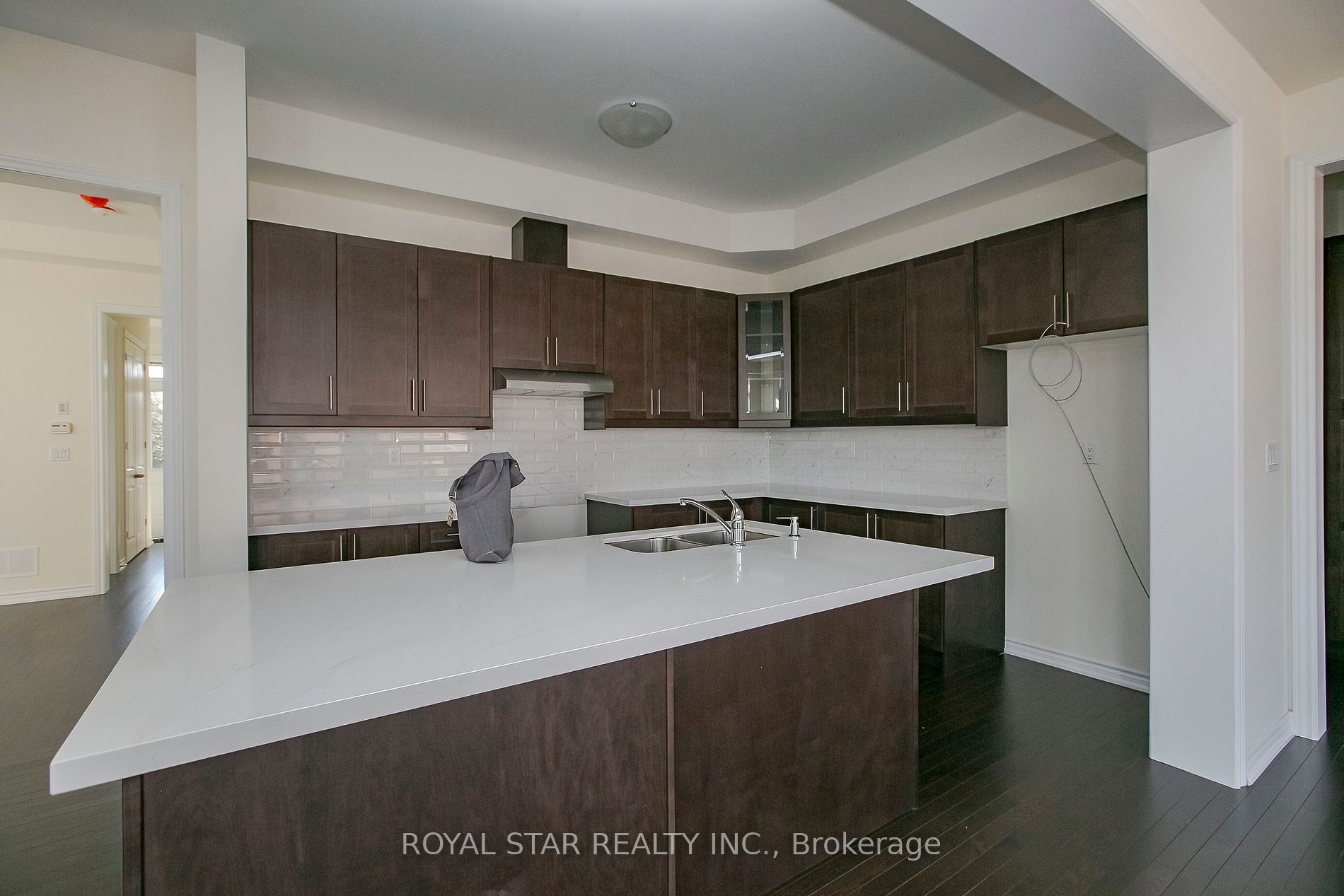 72 Weslock Cres