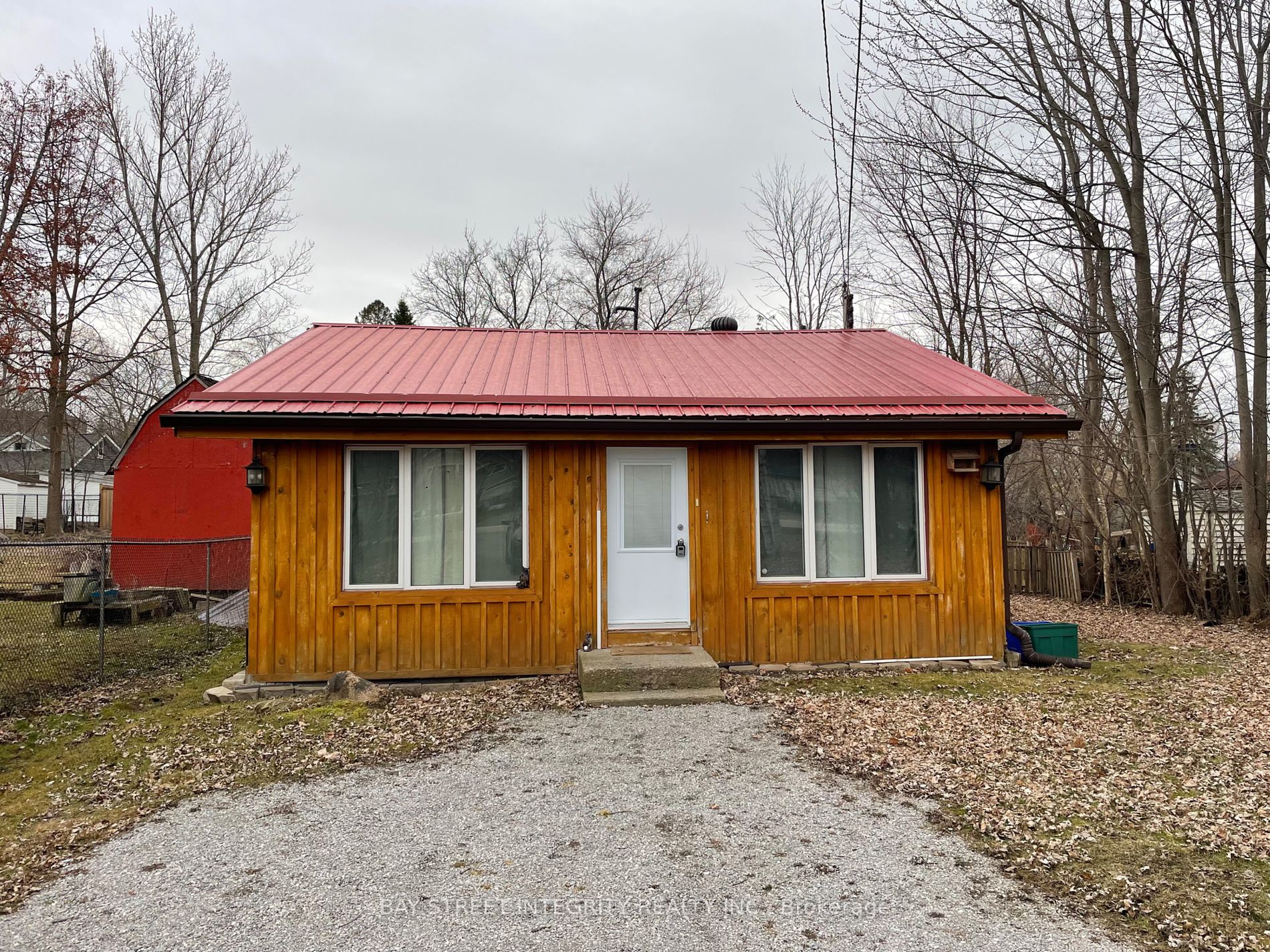229 Elm Ave